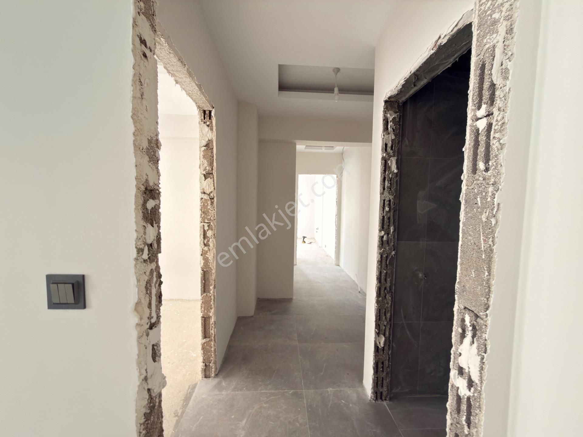 İstasyon Caddesi Üzerinde Acil Satılık Sıfır 2+1 Daire! - Görsel 15