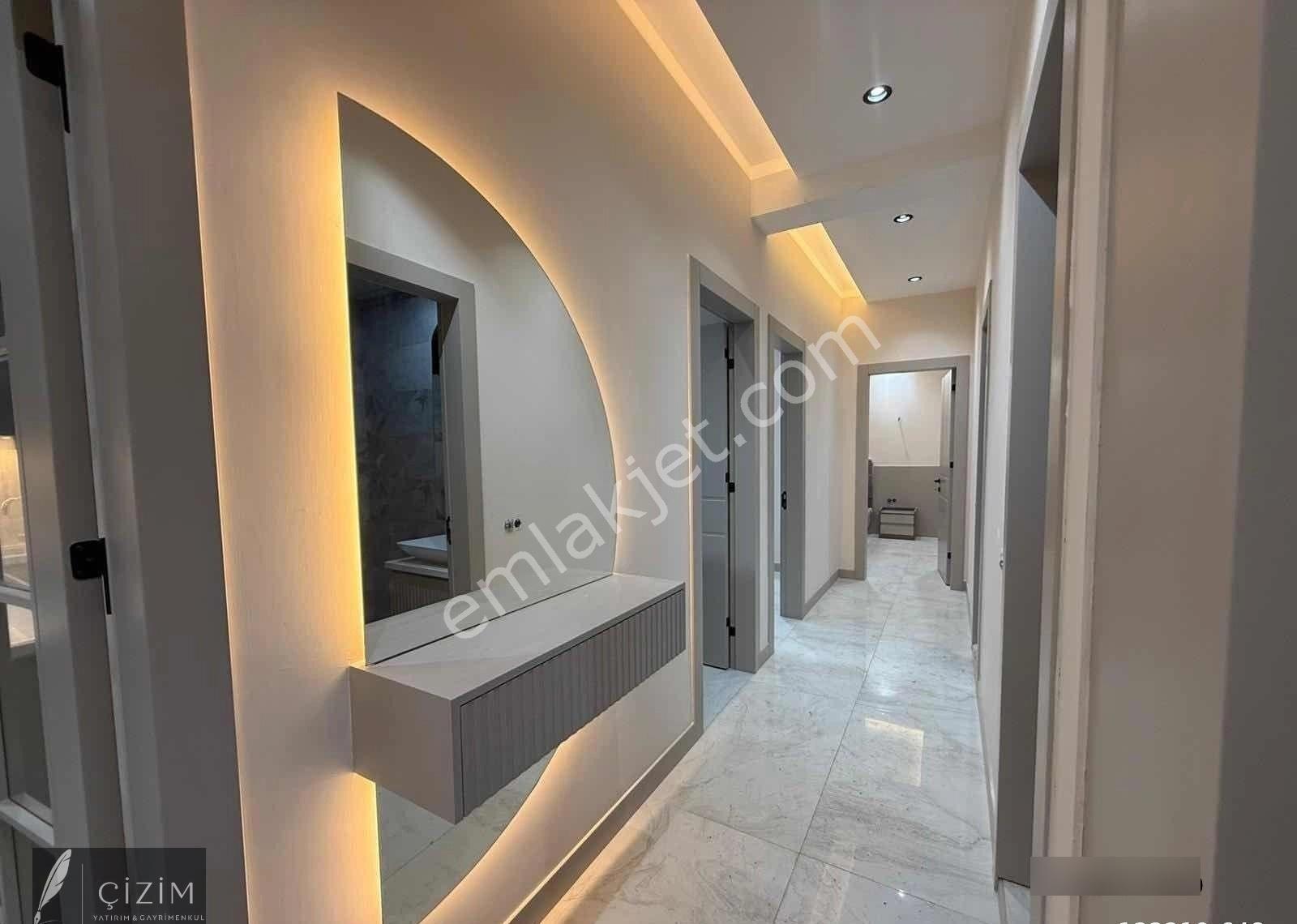 Yenişafak'ta Havuzlu Sitede K.otoparklı 3+1 Satılık Lüks Daire - Görsel 8