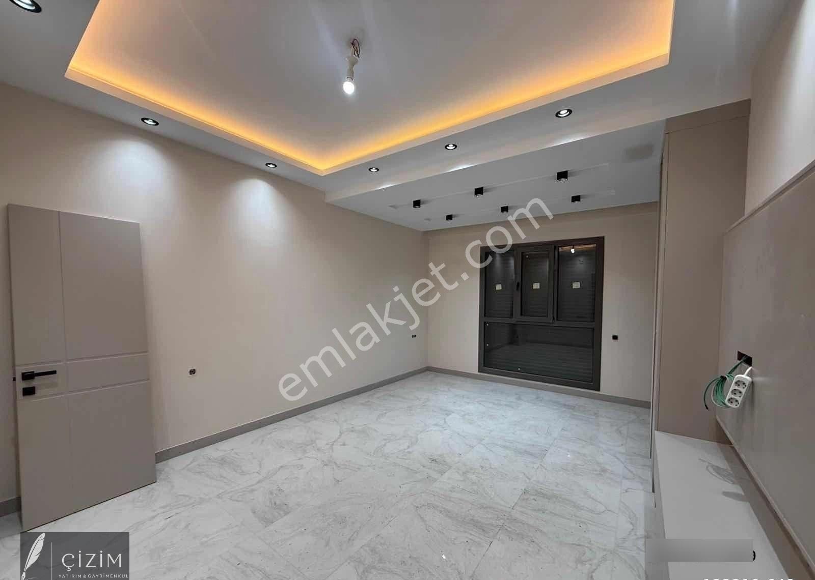 Yenişafak'ta Havuzlu Sitede K.otoparklı 3+1 Satılık Lüks Daire - Görsel 14