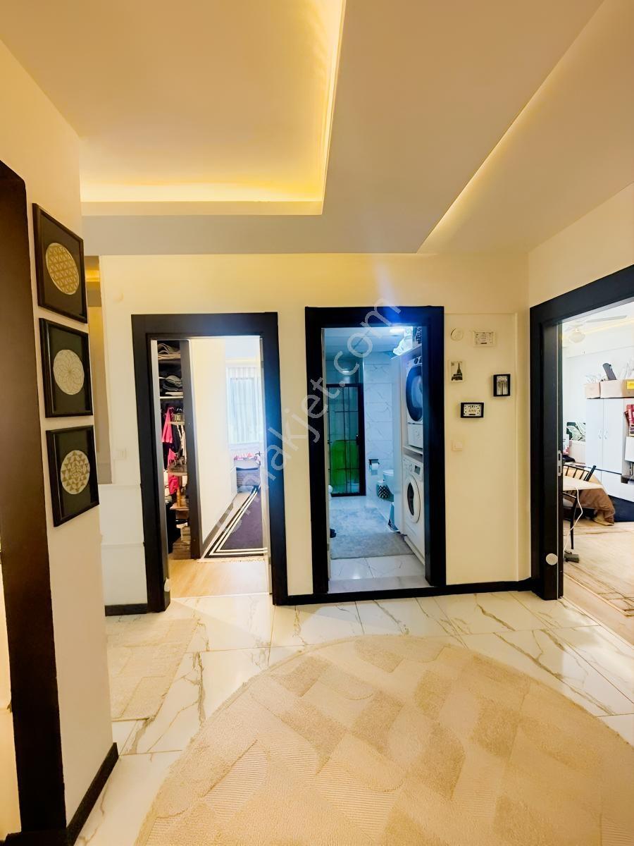 Prestij Sitesinde Satılık 3+1 Arakat Daire - Görsel 17