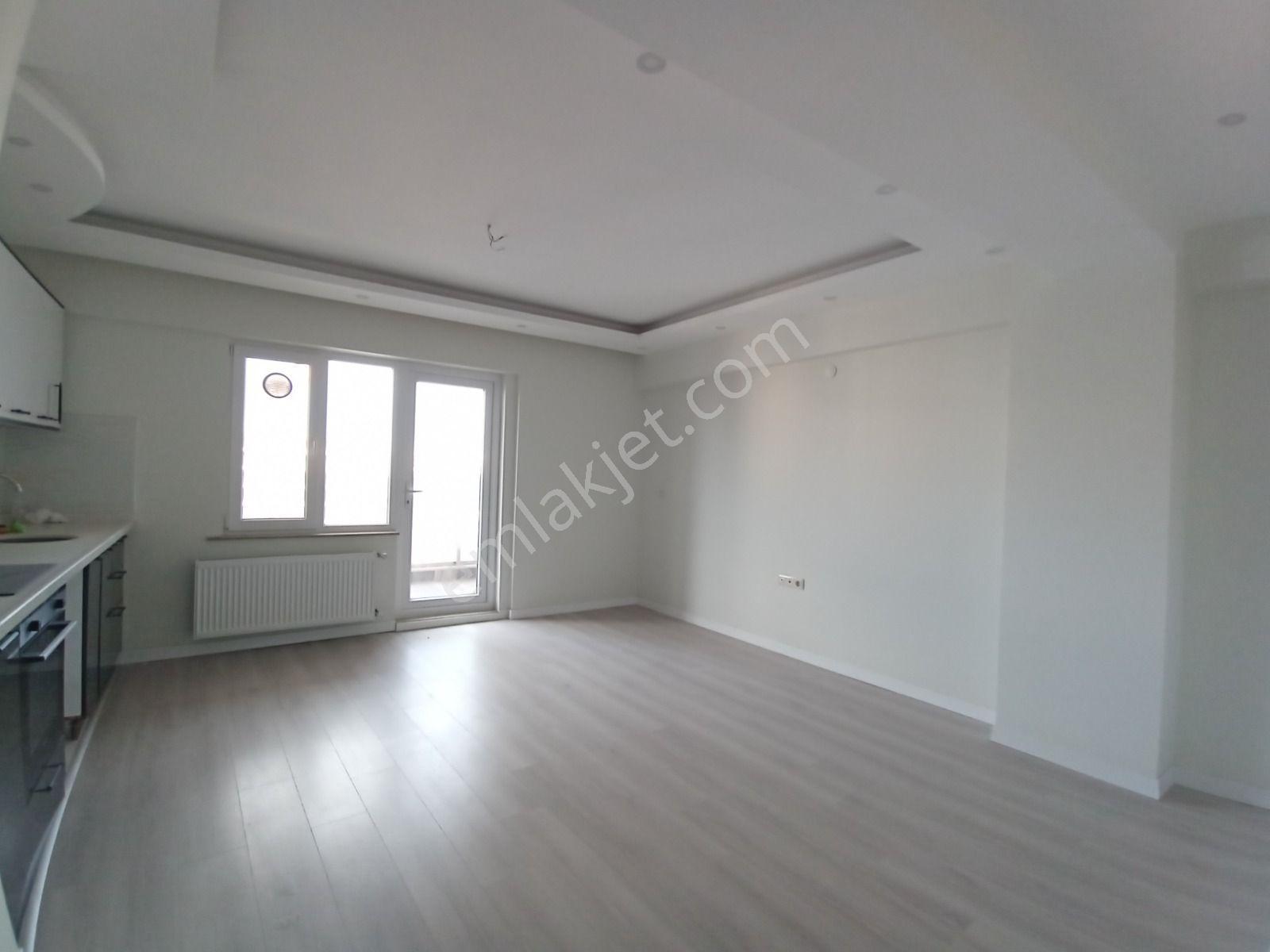Çanakkale Esenler'de Site İçerisinde Arakat Sıfır 1+1 Kiralık Daire - Görsel 13