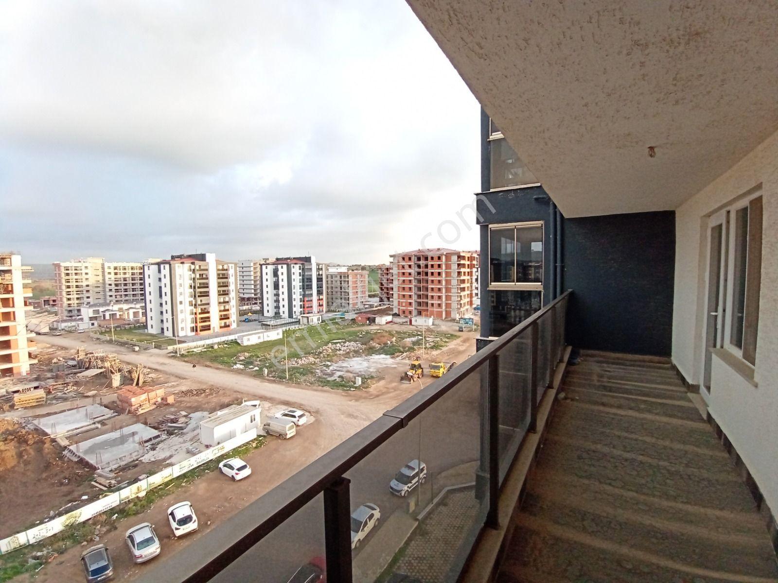 Çanakkale Esenler'de Site İçerisinde Arakat Sıfır 1+1 Kiralık Daire - Görsel 15