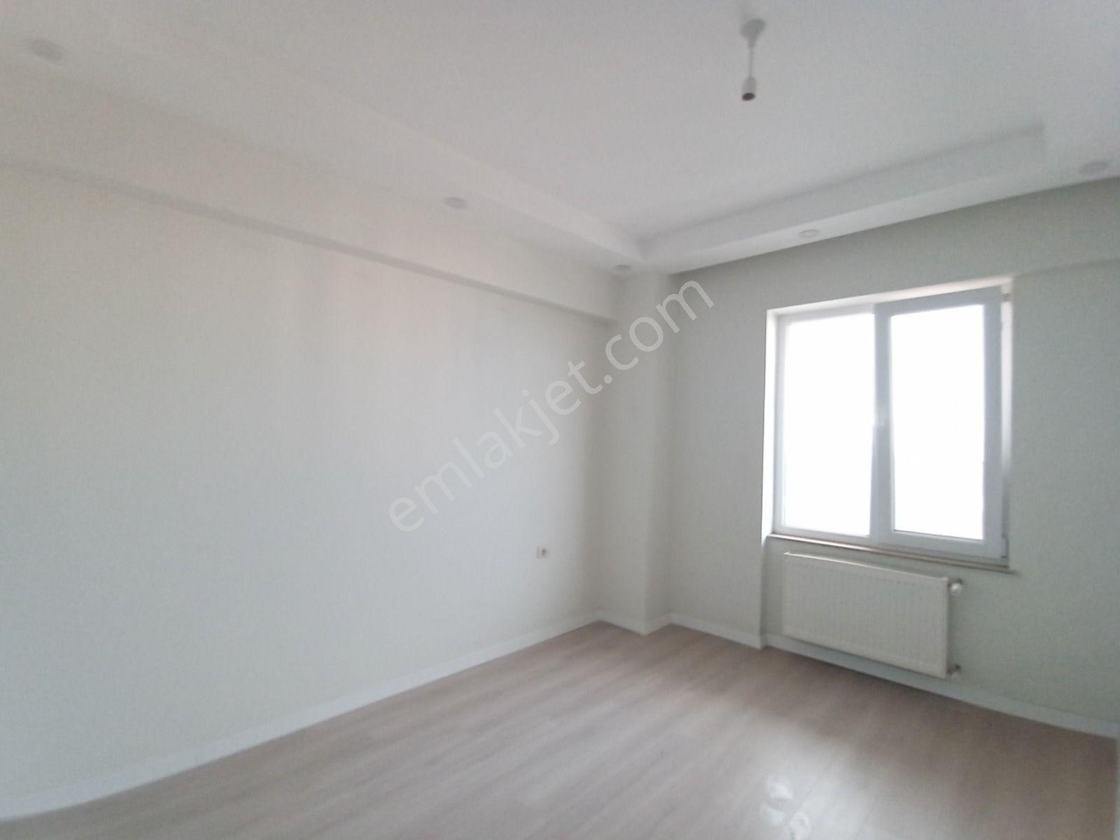 Çanakkale Esenler'de Site İçerisinde Arakat Sıfır 1+1 Kiralık Daire - Görsel 19