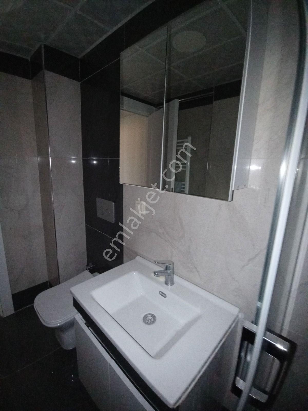 Çanakkale Esenler'de Site İçerisinde Arakat Sıfır 1+1 Kiralık Daire - Görsel 18