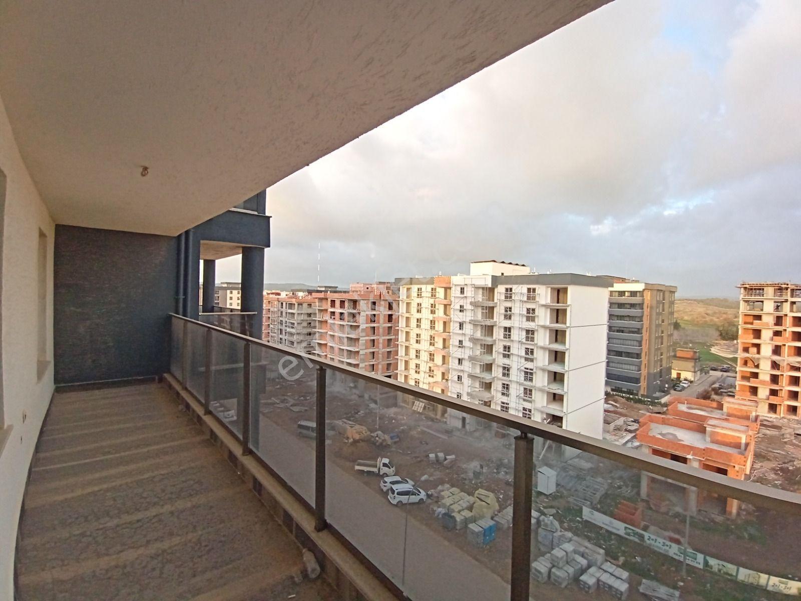 Çanakkale Esenler'de Site İçerisinde Arakat Sıfır 1+1 Kiralık Daire - Görsel 16