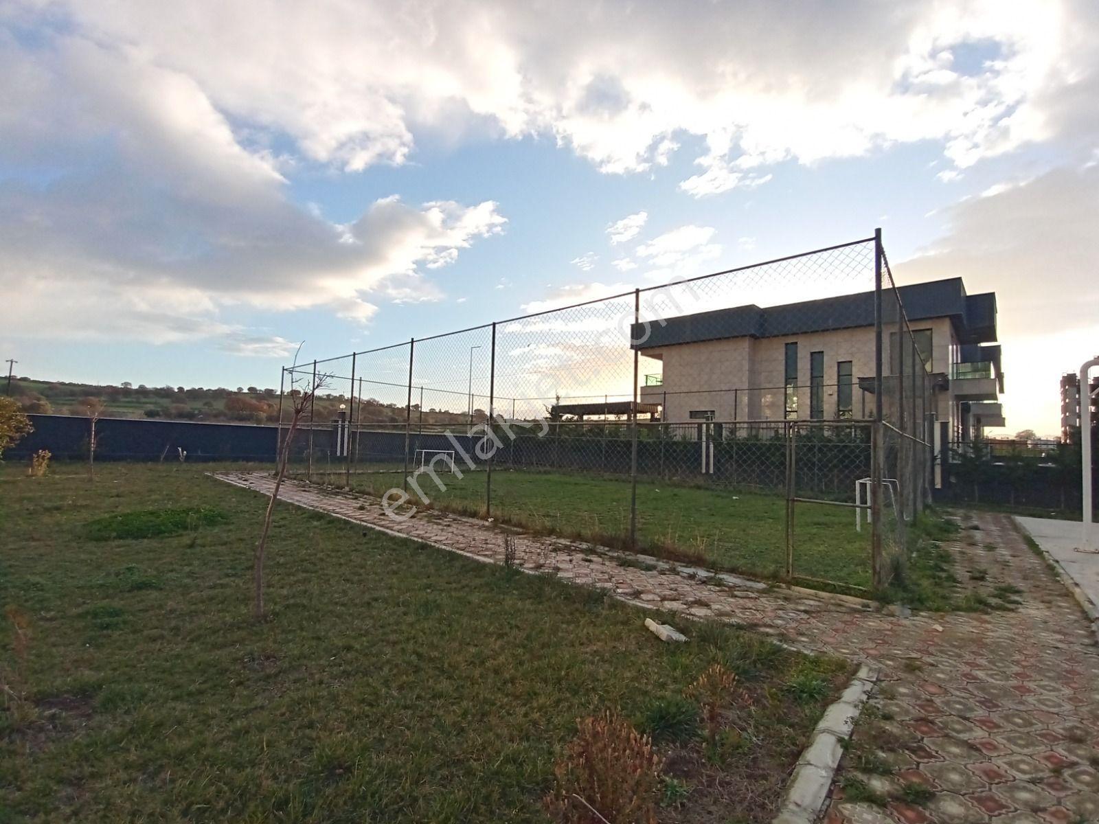 Çanakkale Esenler'de Site İçerisinde Arakat Sıfır 1+1 Kiralık Daire - Görsel 21