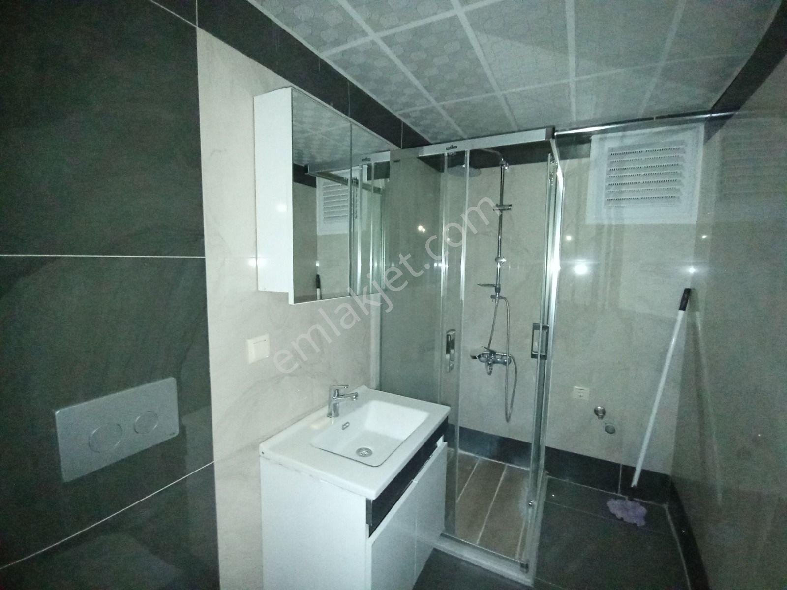 Çanakkale Esenler'de Site İçerisinde Arakat Sıfır 1+1 Kiralık Daire - Görsel 17