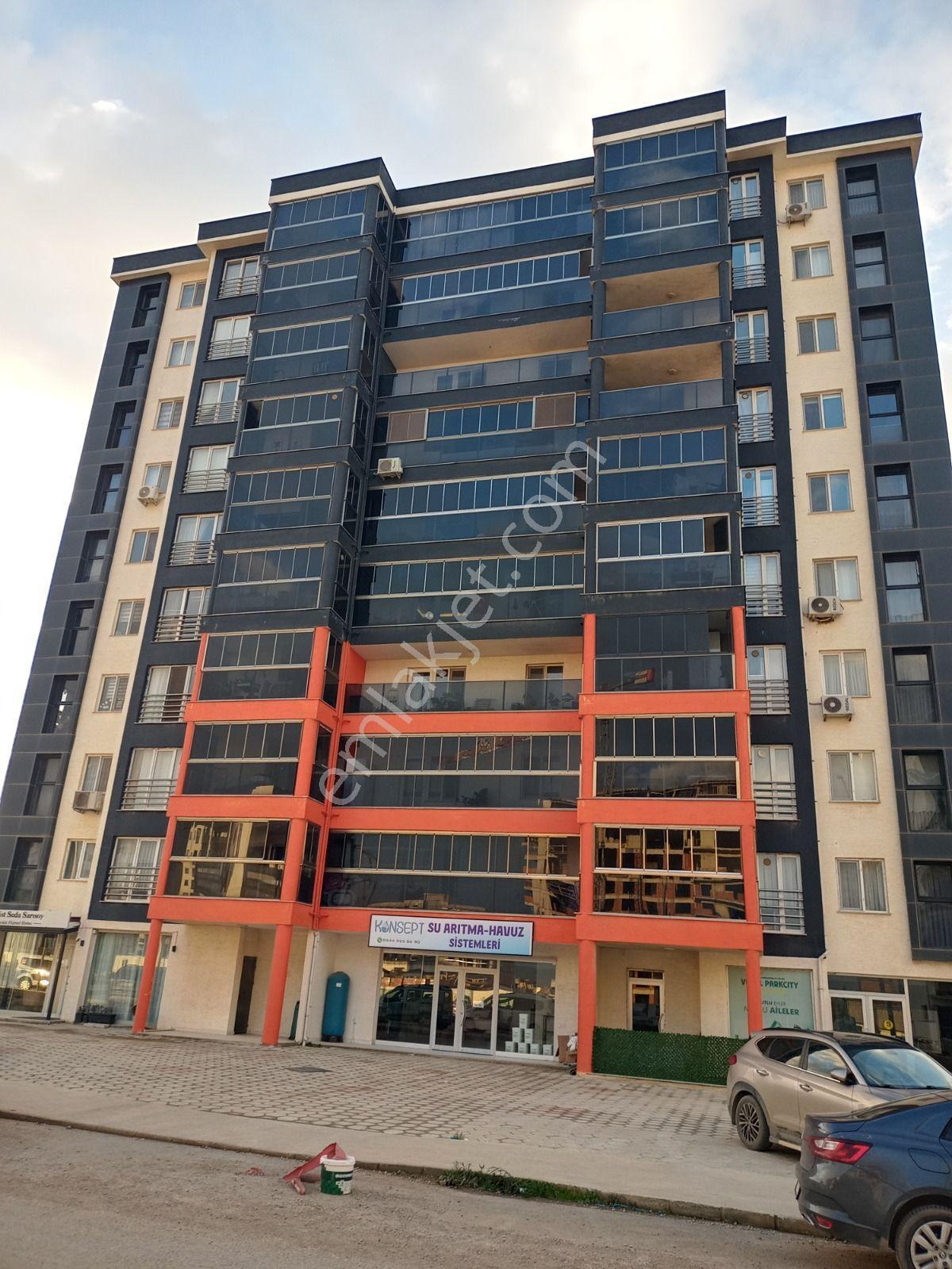 Çanakkale Esenler'de Site İçerisinde Arakat Sıfır 1+1 Kiralık Daire - Görsel 3