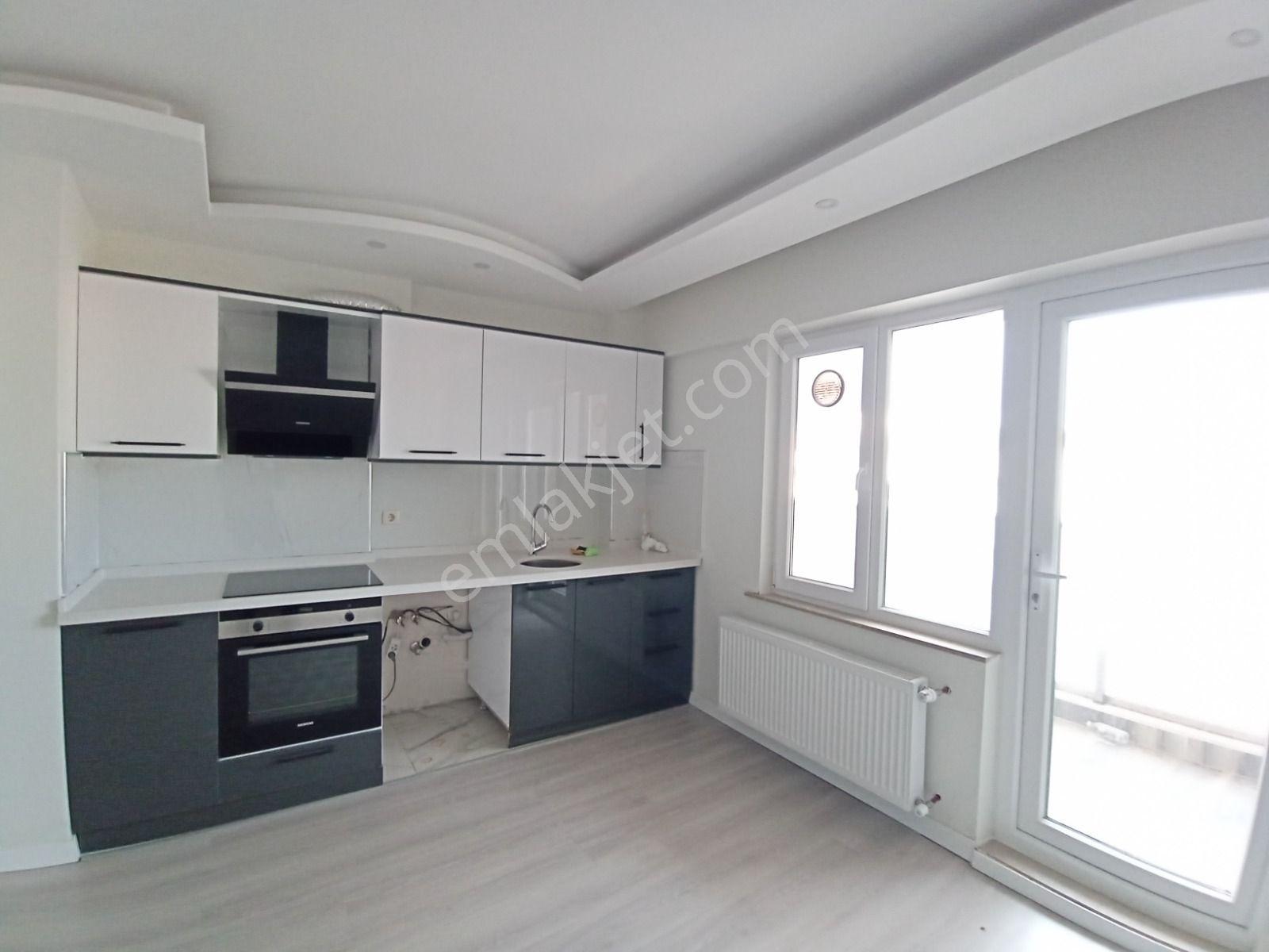 Çanakkale Esenler'de Site İçerisinde Arakat Sıfır 1+1 Kiralık Daire - Görsel 11