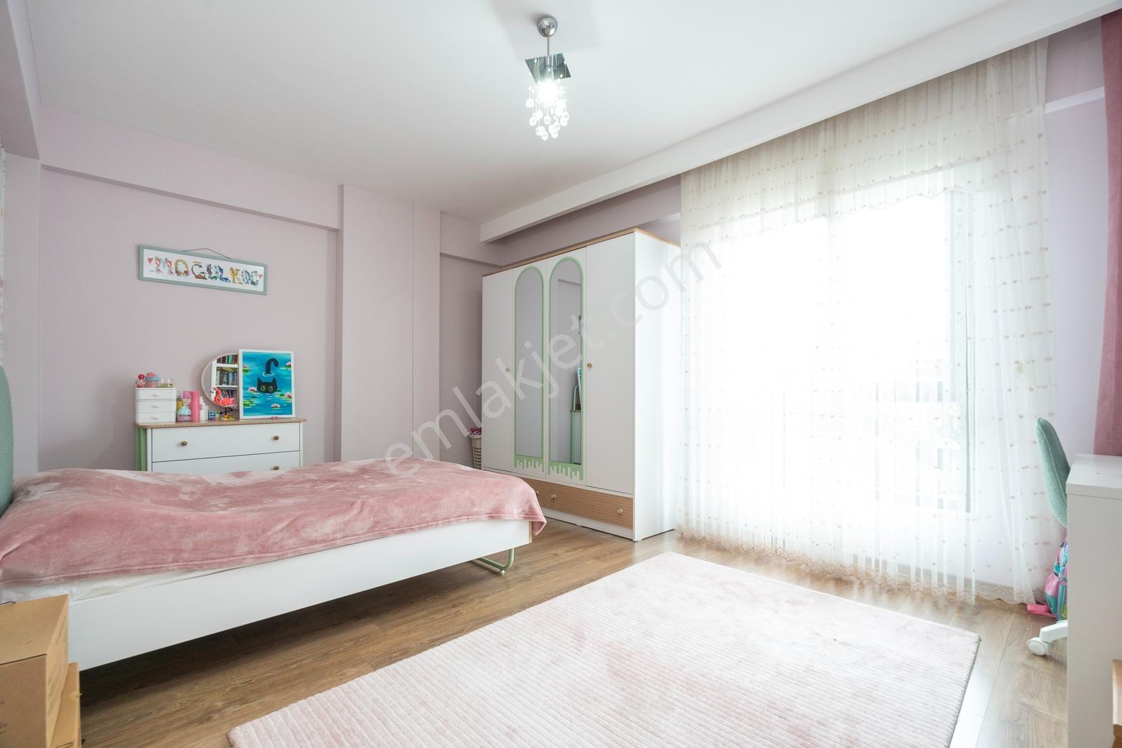 Nilüfer / Konak Mah. Eğitimciler Cad. Satılık 3+1 Ferah Daire - Görsel 9