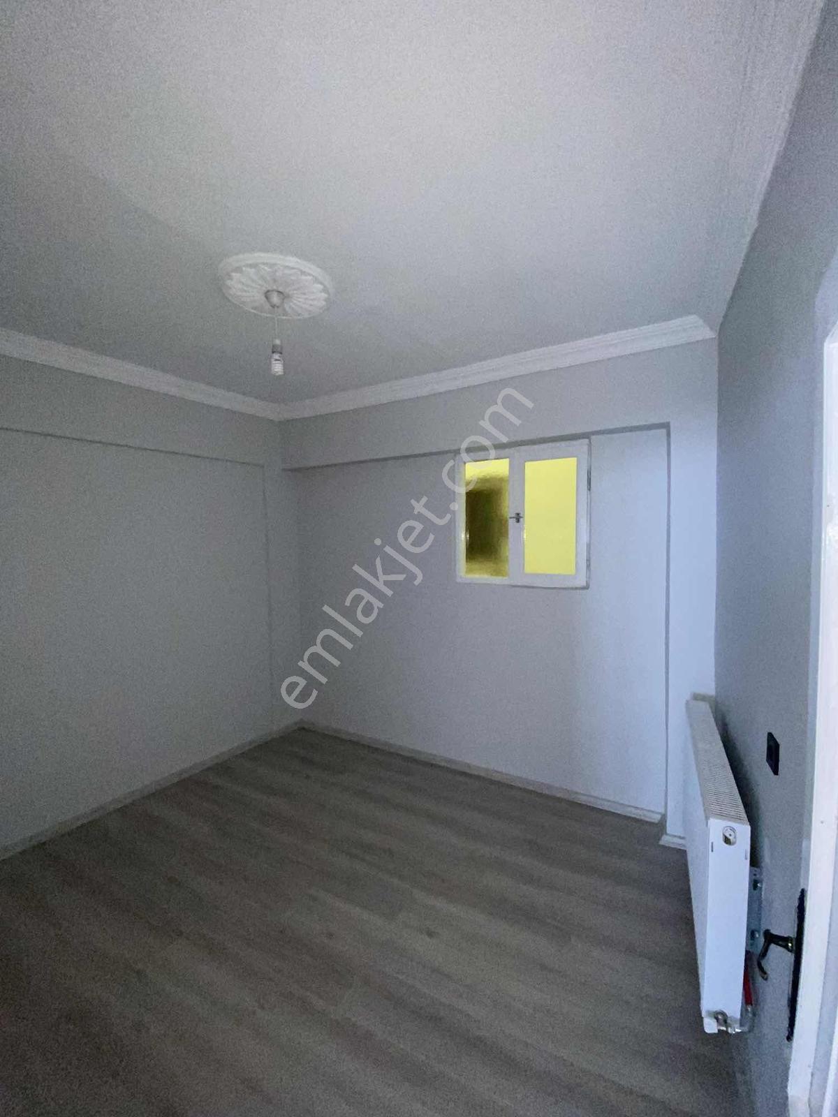 2y Duman Emlak'tan Karşıyaka Camii Yanında 3+1 Kiralık Daire - Görsel 13