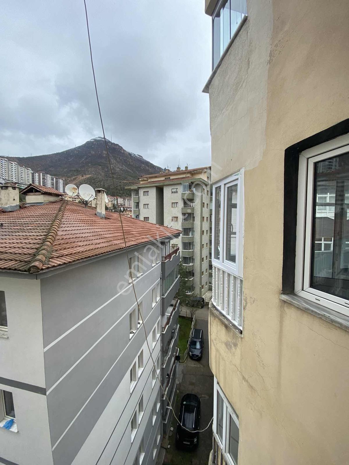 2y Duman Emlak'tan Karşıyaka Camii Yanında 3+1 Kiralık Daire - Görsel 31