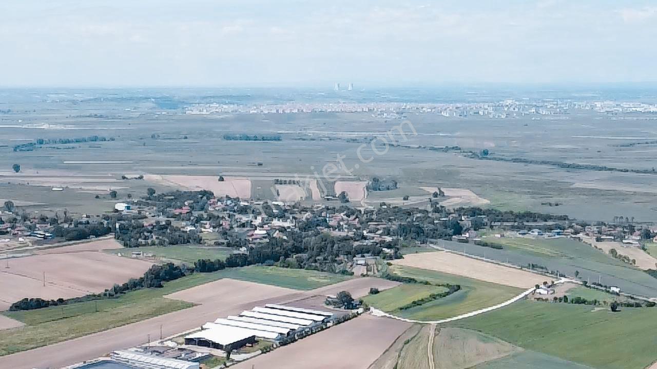 İmar Sınırında 2380 M2 Mahalle Dibinde Yatırımlık - Görsel 4