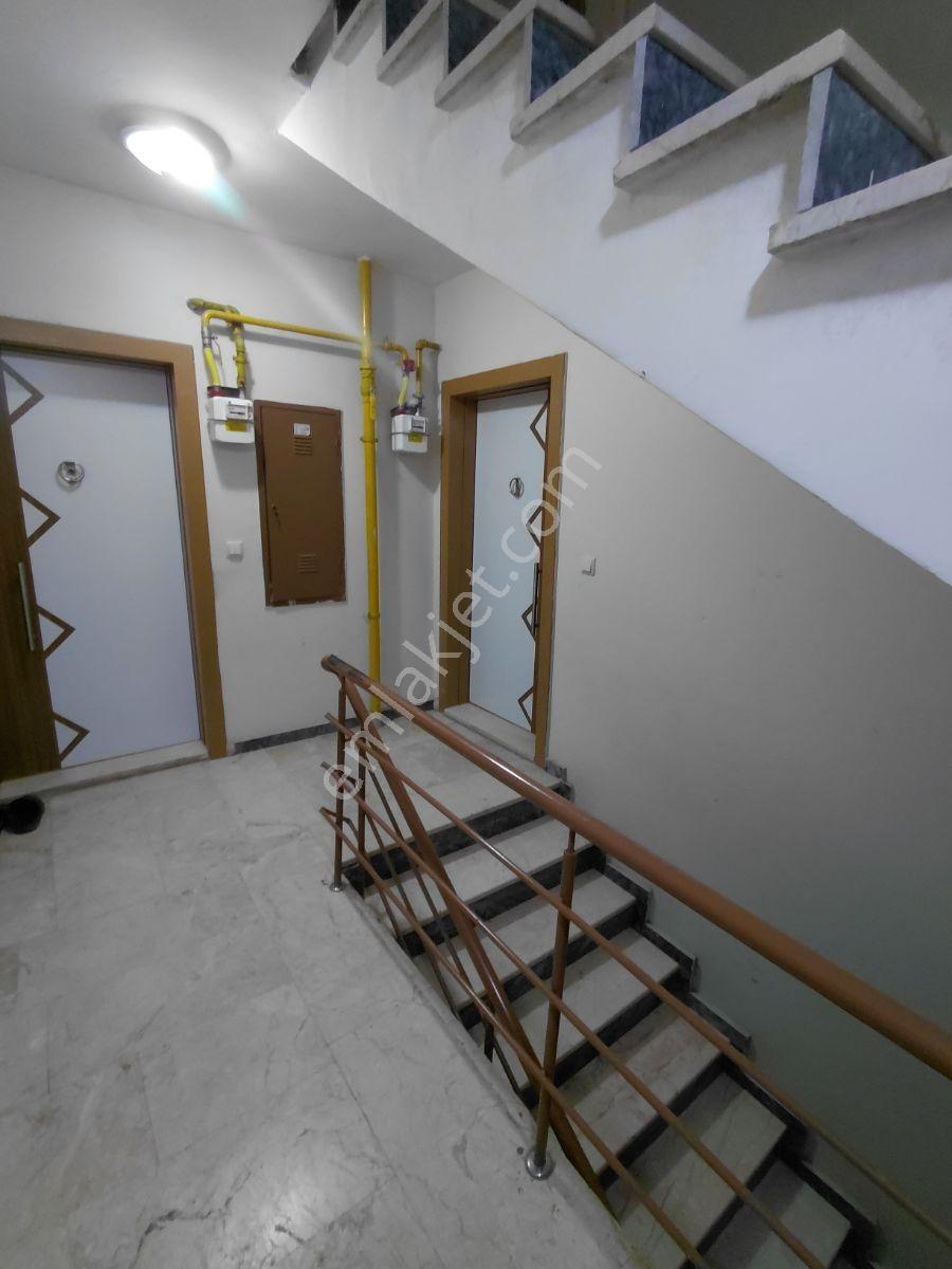Kaymen Emlak Satılık 2+1 90 M2 3. Kat 2015 Yapımı Bakımlı - Görsel 23