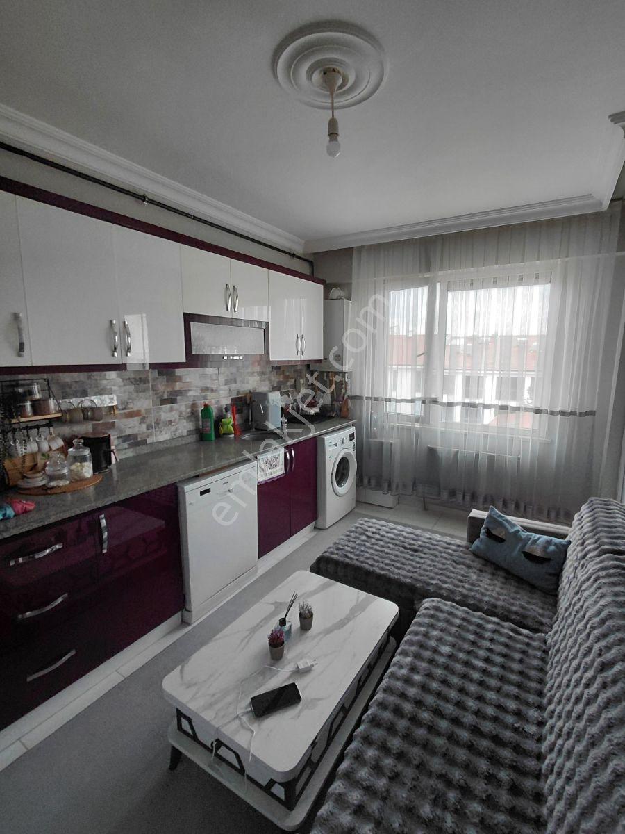 Kaymen Emlak Satılık 2+1 90 M2 3. Kat 2015 Yapımı Bakımlı - Görsel 11
