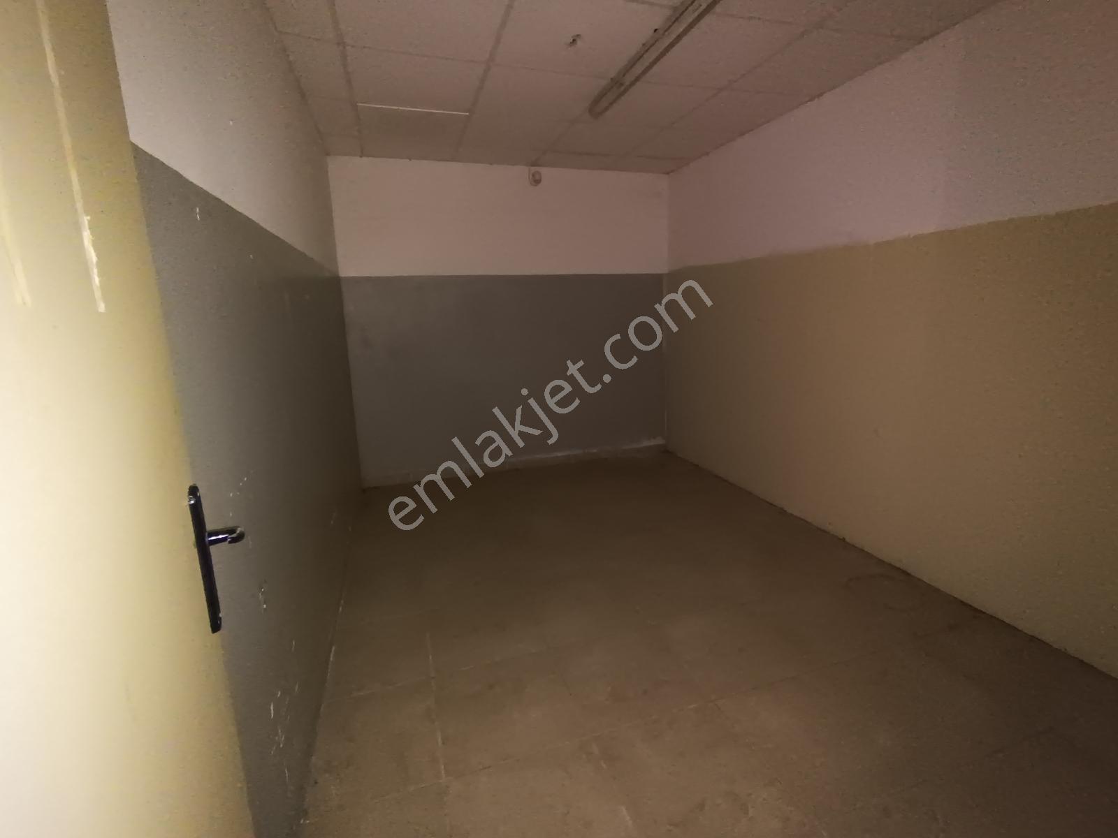 Söke Priene Avm'de Eski Migrosun Olduğu 1.200 M2 Mağaza Kiralık - Görsel 28