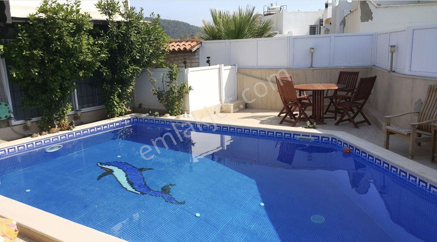 Bodrum Merkezde, Sahibinden Özel Yüzme Havuzlu, Full Eşyalı.