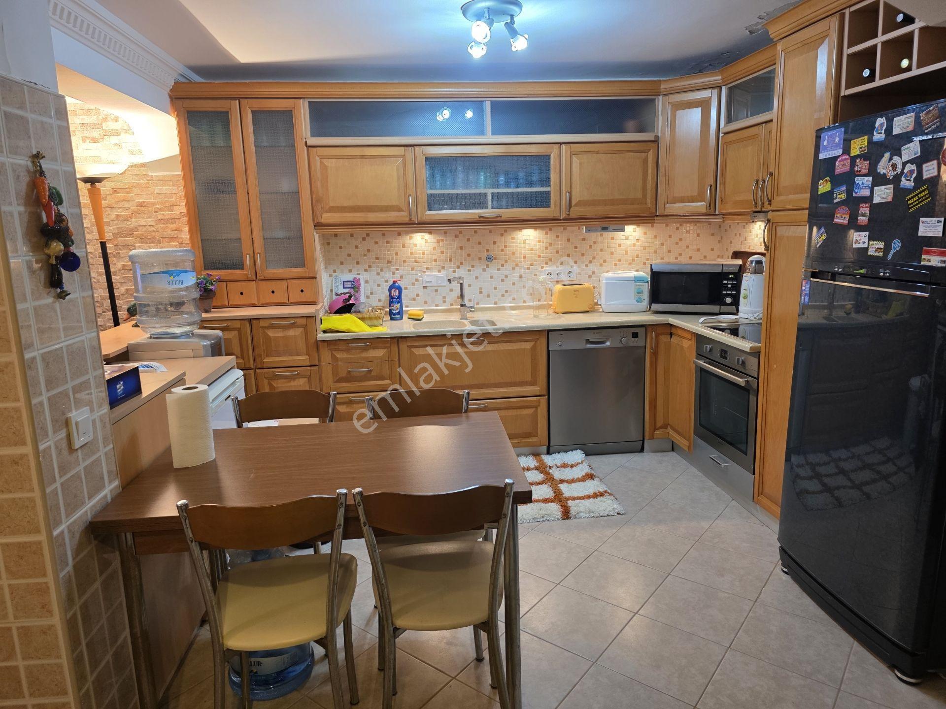 Bodrum Merkezde, Sahibinden Özel Yüzme Havuzlu, Full Eşyalı. - Görsel 24