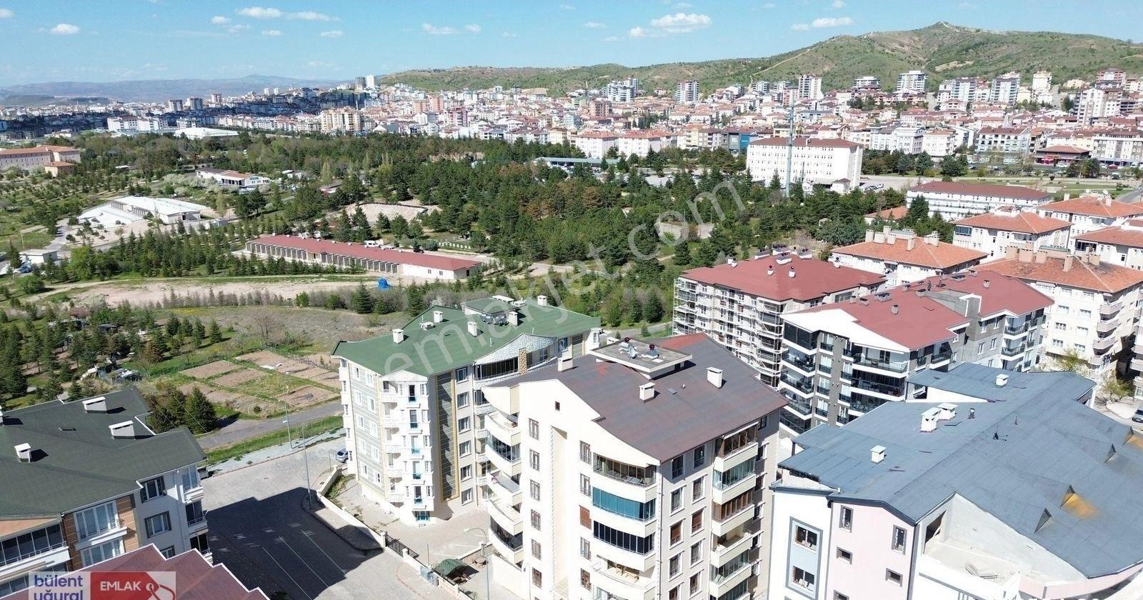 Güzelyurt Mahde 215m² Geniş 4+1 Daire Full Yapılı 3 Balkonlu - Görsel 23