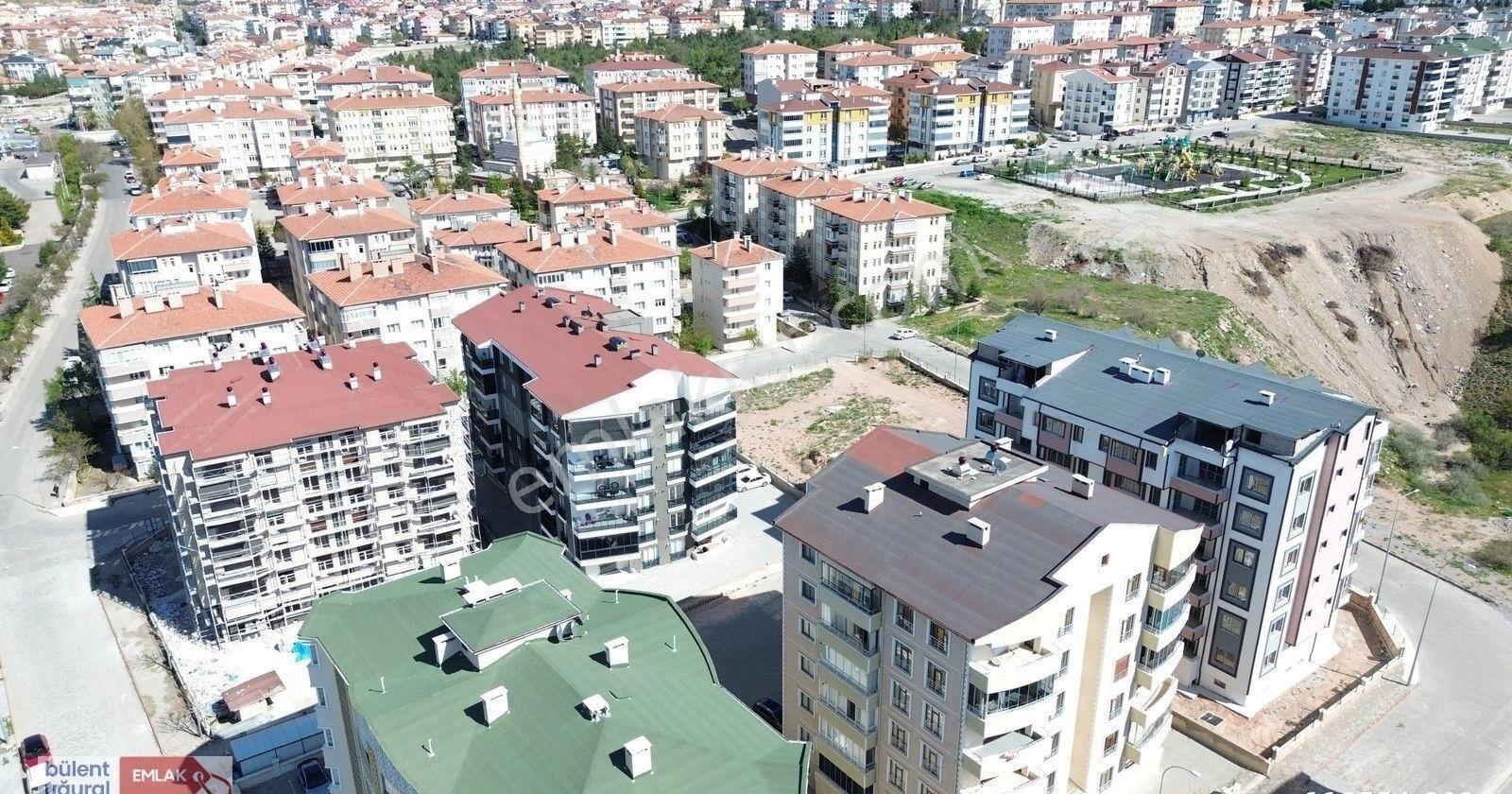 Güzelyurt Mahde 215m² Geniş 4+1 Daire Full Yapılı 3 Balkonlu - Görsel 15
