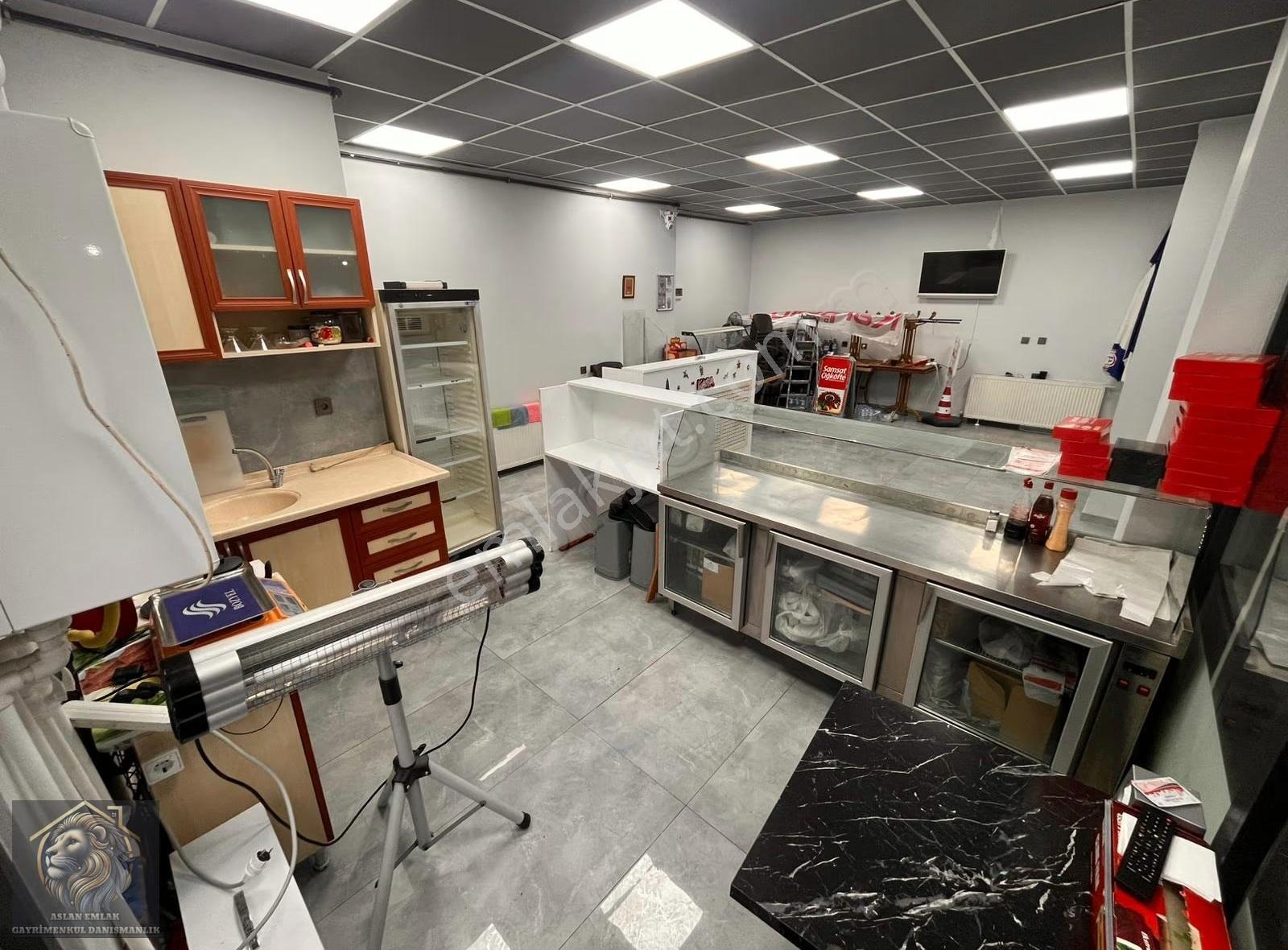 Full Yapılı Geniş Cepheli Park Karşısı Cadde Dibi Satılık Dükkan - Görsel 28