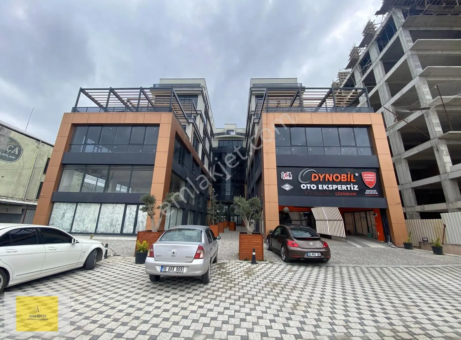Bam'a Yakın Konumda Cadde Üstü Satılık 1+1 Sıfır 0fis