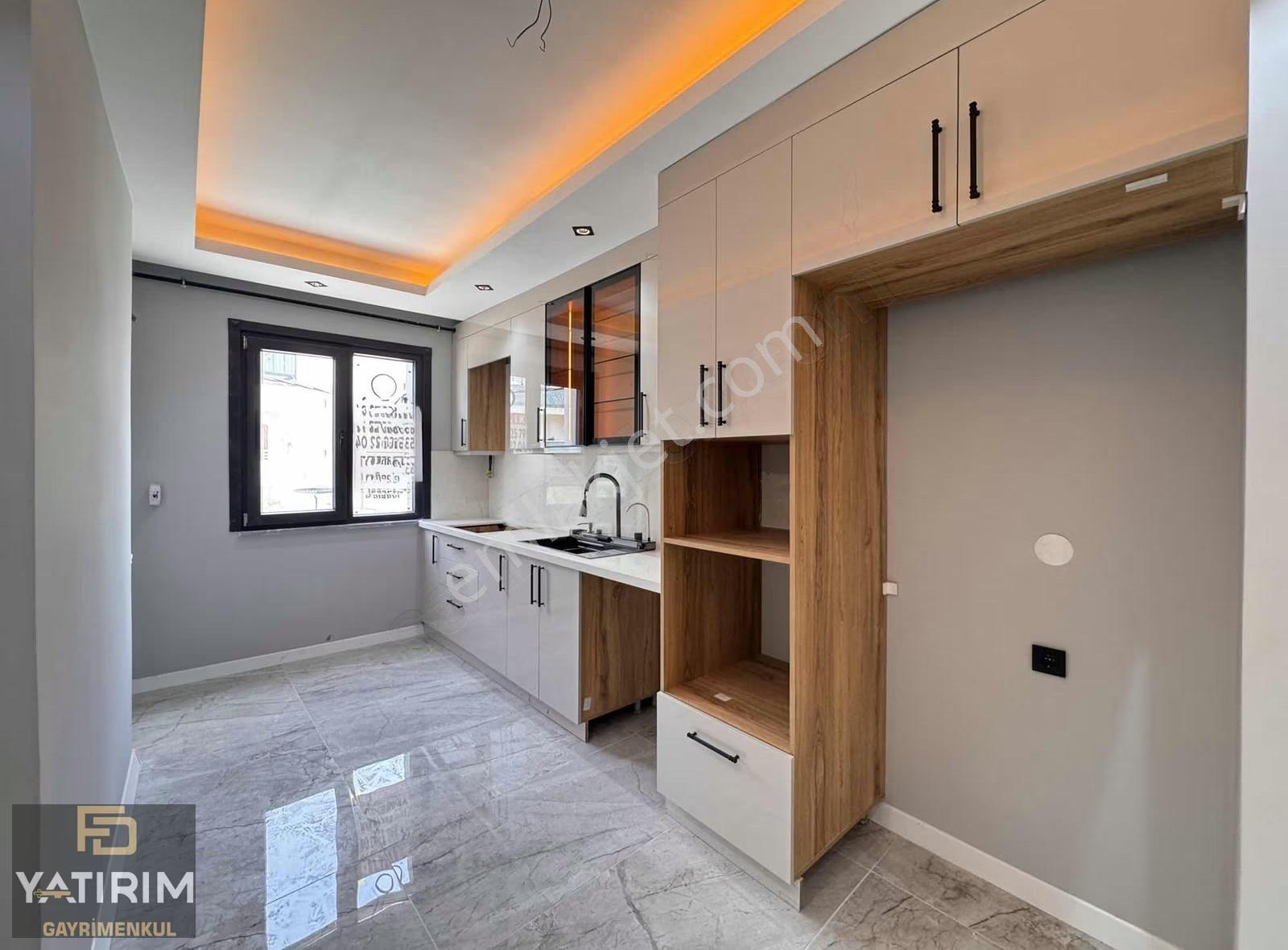 Hastane Yakını Asansörlü Deniz Manzaralı 3+1 120 M2 Ara Kat