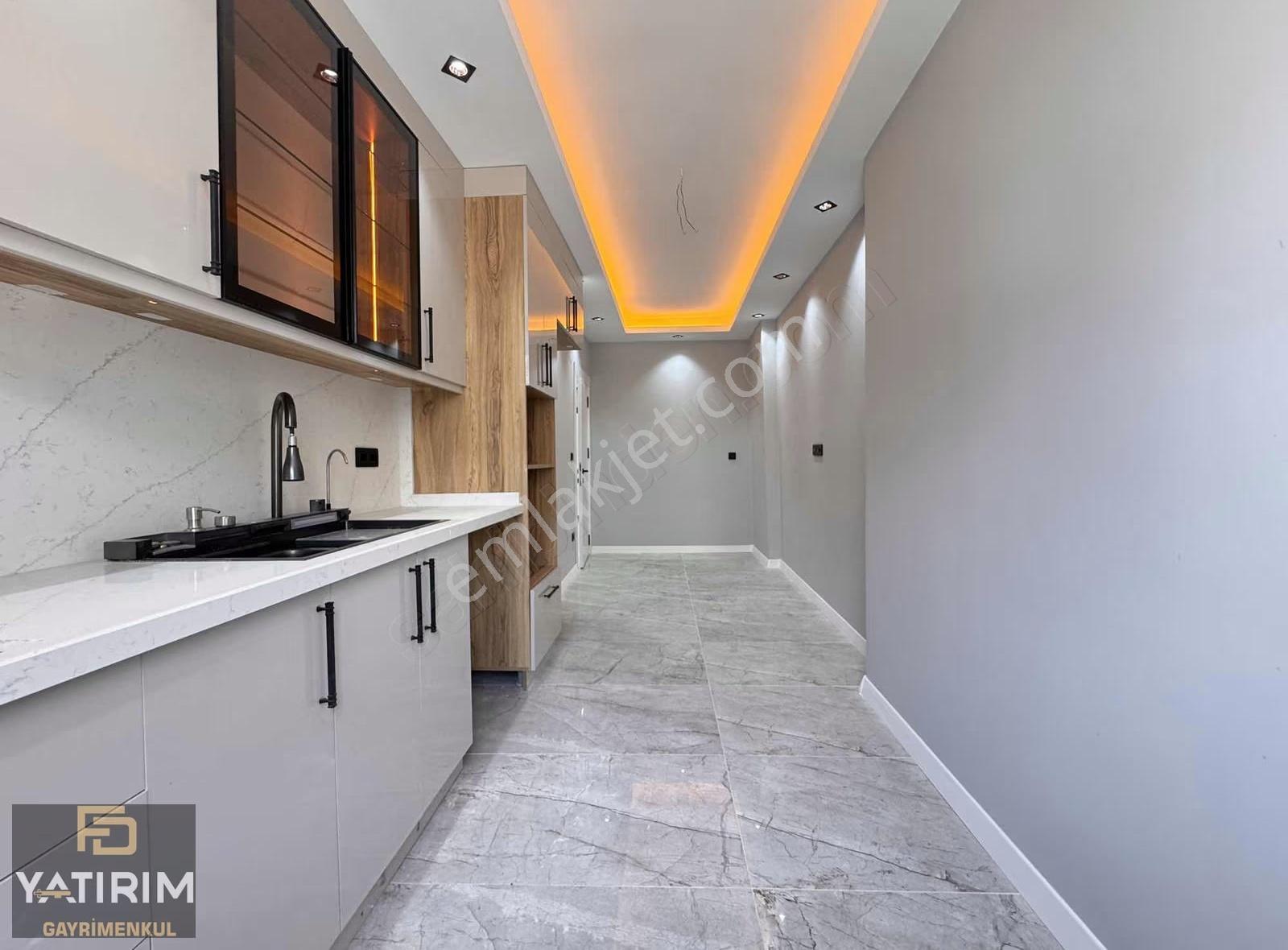 Hastane Yakını Asansörlü Deniz Manzaralı 3+1 120 M2 Ara Kat - Görsel 13