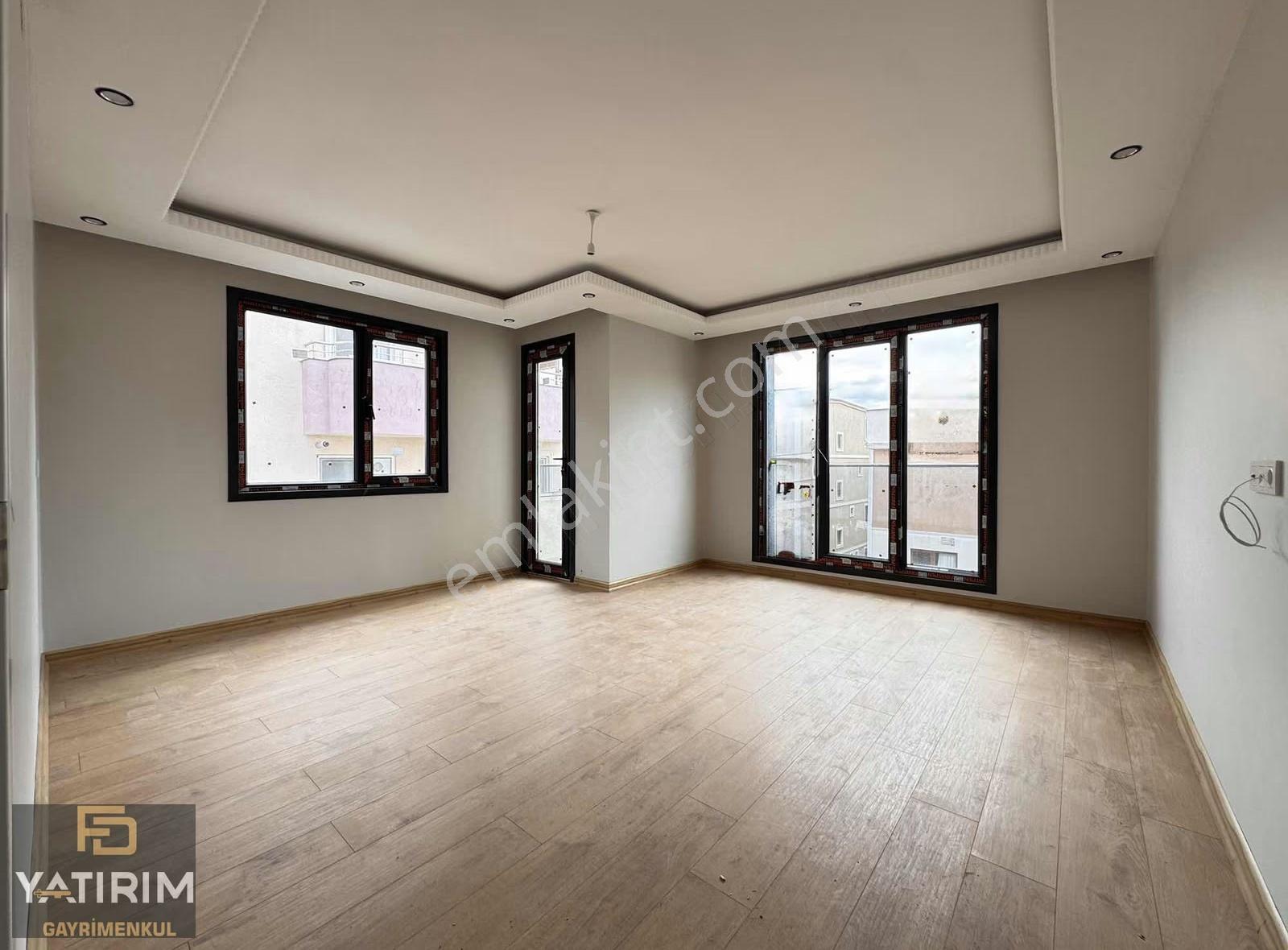 Cadde Yakını Merkezi 3+1 125 M2 Ebeveyn Banyolu Orta Kat Daire
