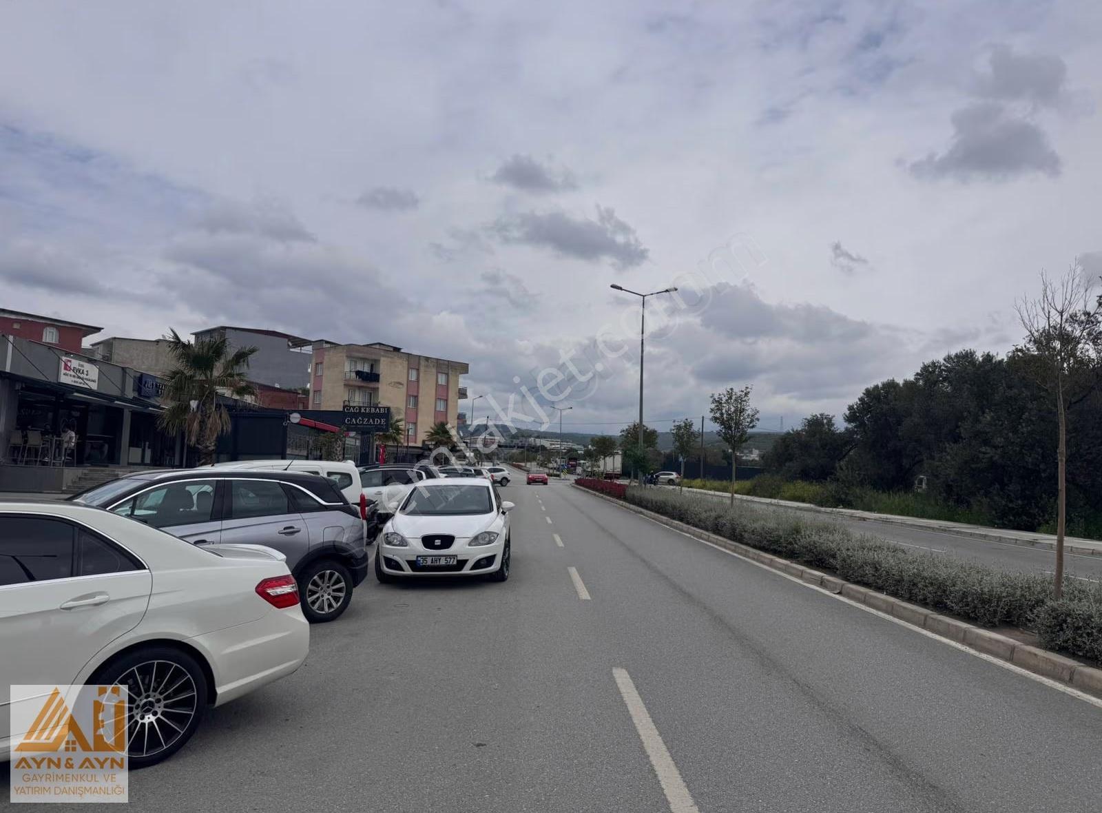 Ayn' Den Bornova Evka3'de Cadde Üzeri Kiralık Dükkan - Görsel 5