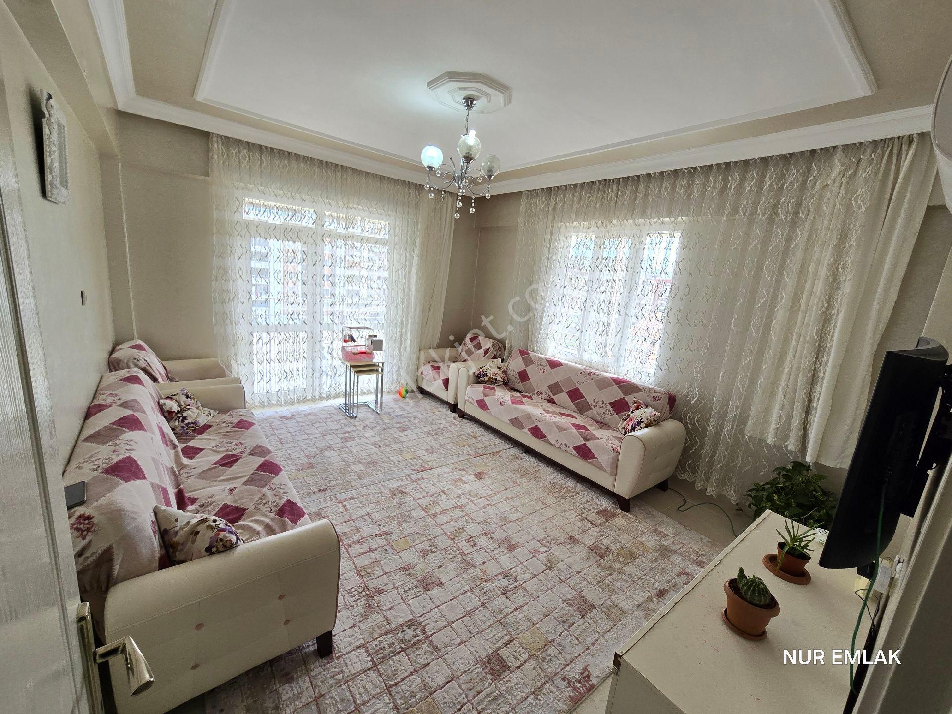 Şenevler Vefa Cami Yanı Park Manzaralı 3+1 Daire **nur Emlak ** - Görsel 5