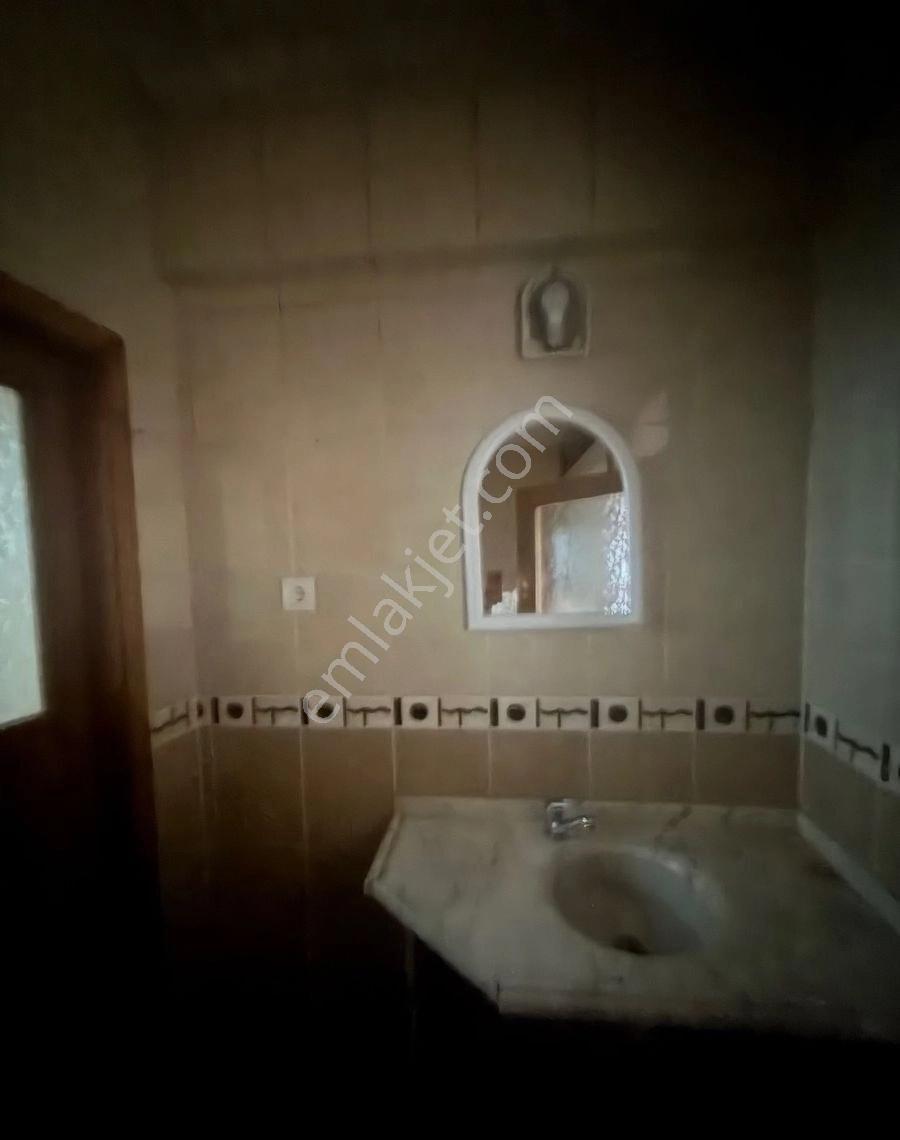 Tuğba Emlak’tan Atatürk Mahallesi’nde Deniz Manzaralı Kiralık Daire Seçenekleri.. - Görsel 17
