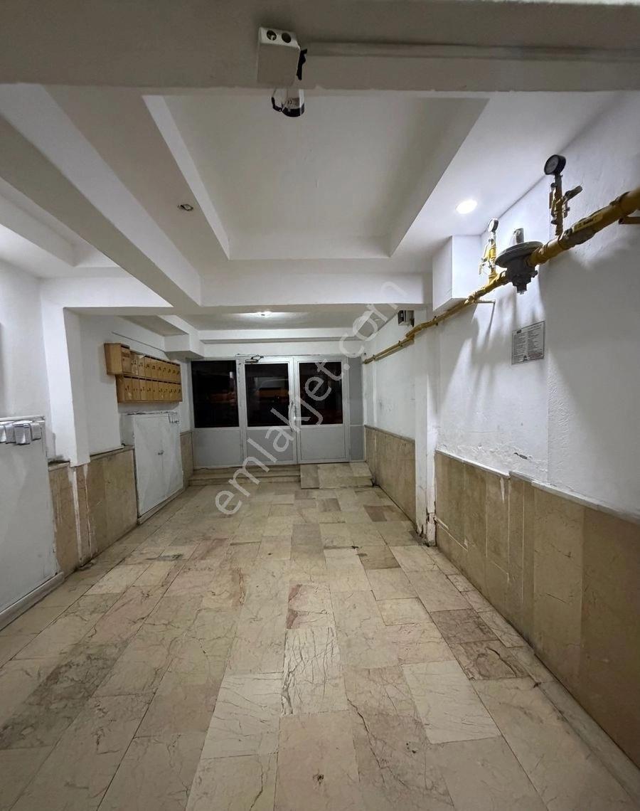 Tuğba Emlak’tan Atatürk Mahallesi Yunus Emre Sitesi’nde Doğalgazlı Asansörlü Full Eşyalı 3+1 Kiralık - Görsel 22