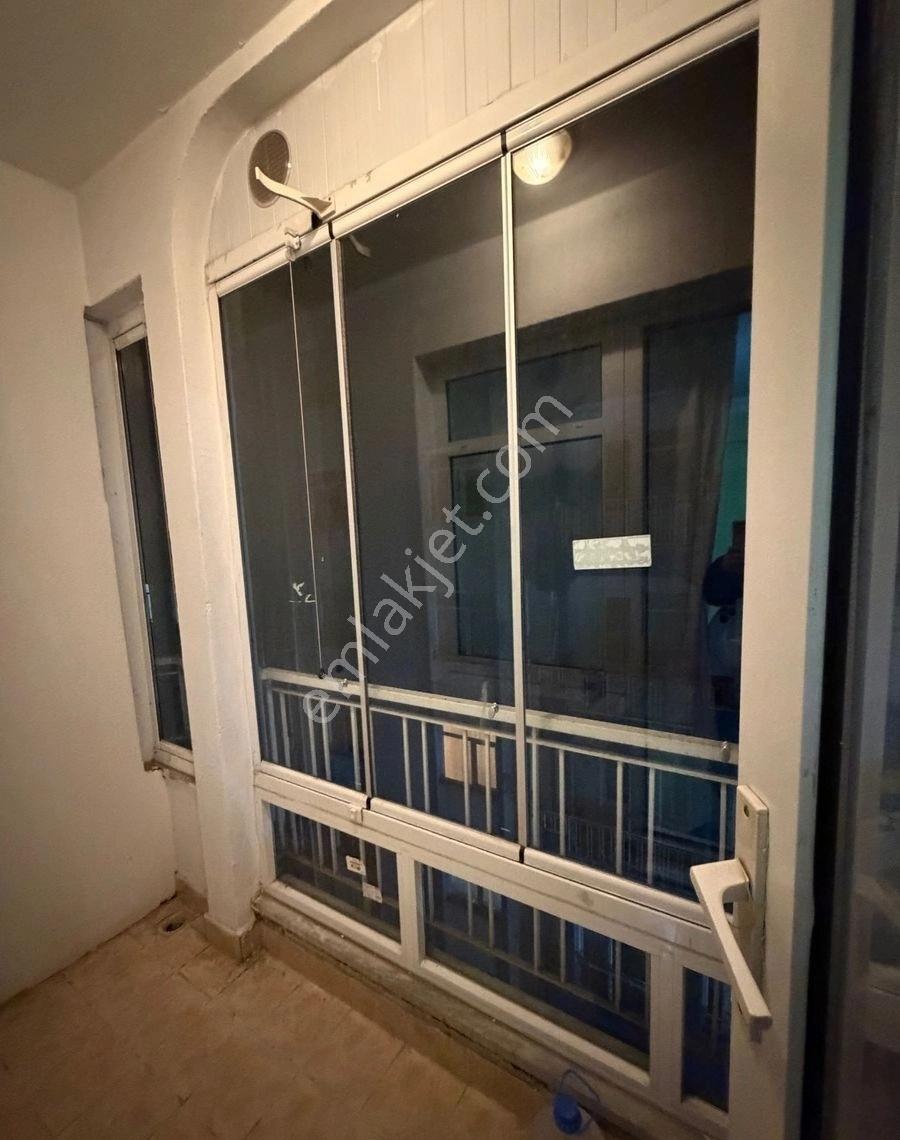 Tuğba Emlak’tan Atatürk Mahallesi Yunus Emre Sitesi’nde Doğalgazlı Asansörlü Full Eşyalı 3+1 Kiralık - Görsel 27
