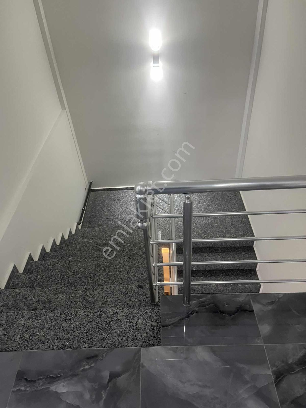 Atabey'den Bahçelievler'de Sıfır Satılık Villa Tekliflere Açık - Görsel 18