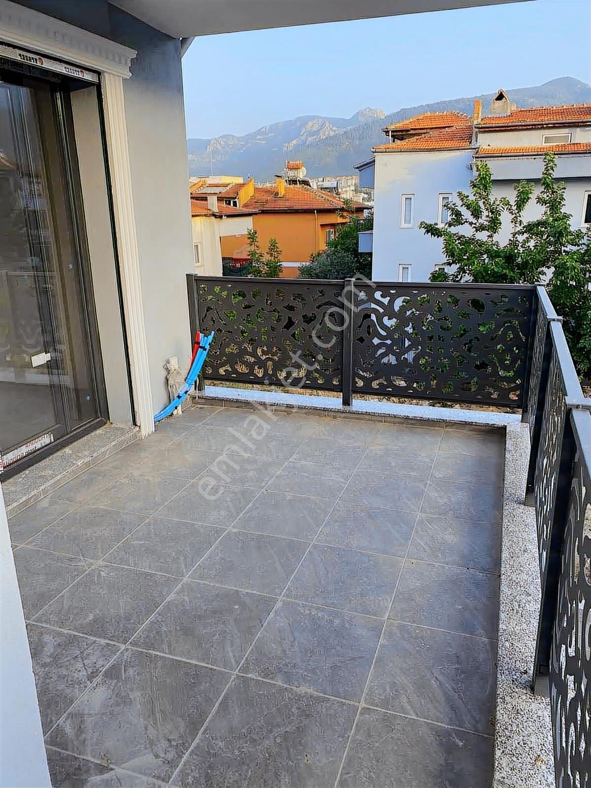 Atabey'den Bahçelievler'de Sıfır Satılık Villa Tekliflere Açık - Görsel 4
