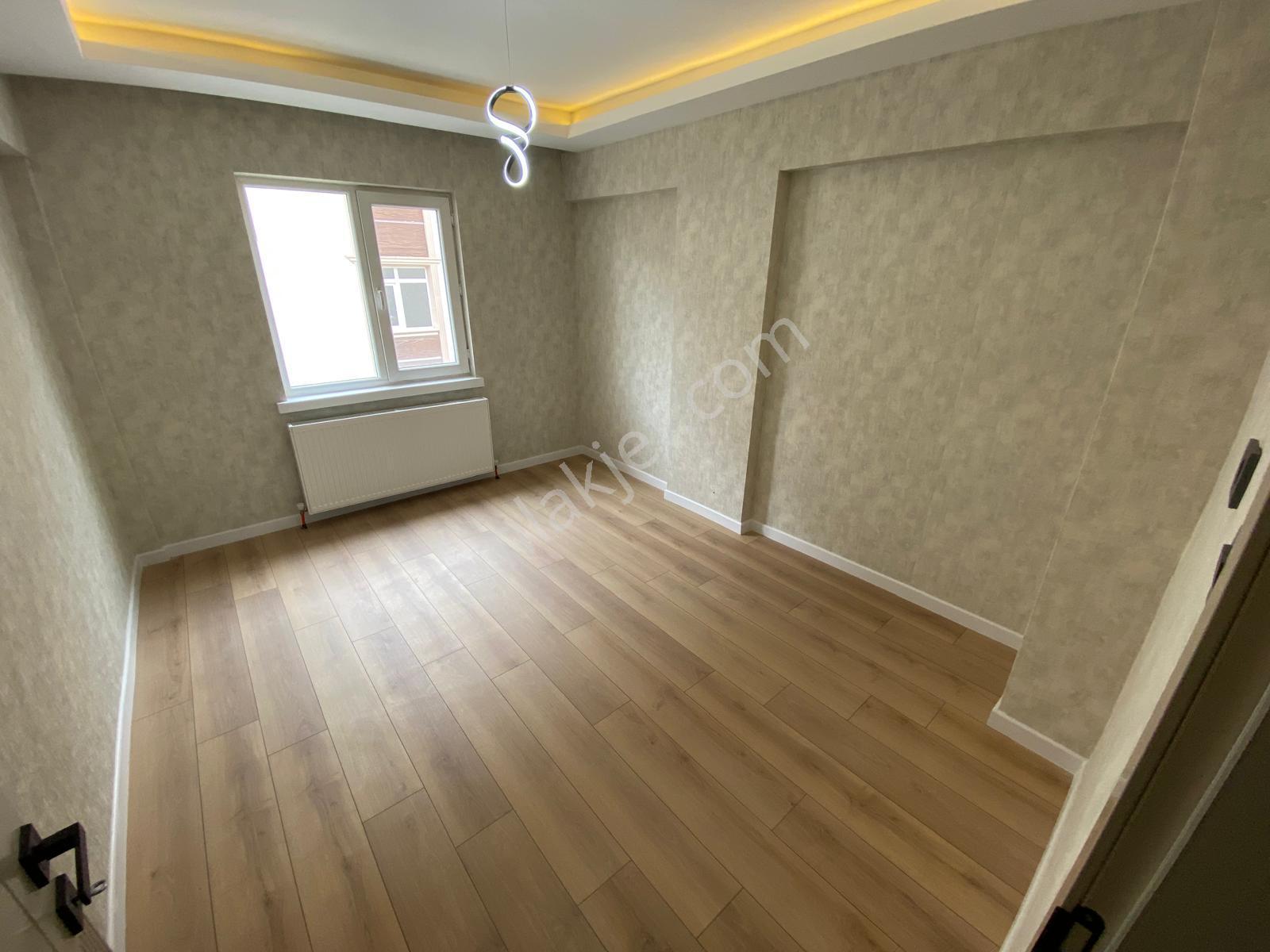 Selçuklu Mah. Ara Katta Salon Bağımsız Yapılı Satılık Daire - Görsel 18