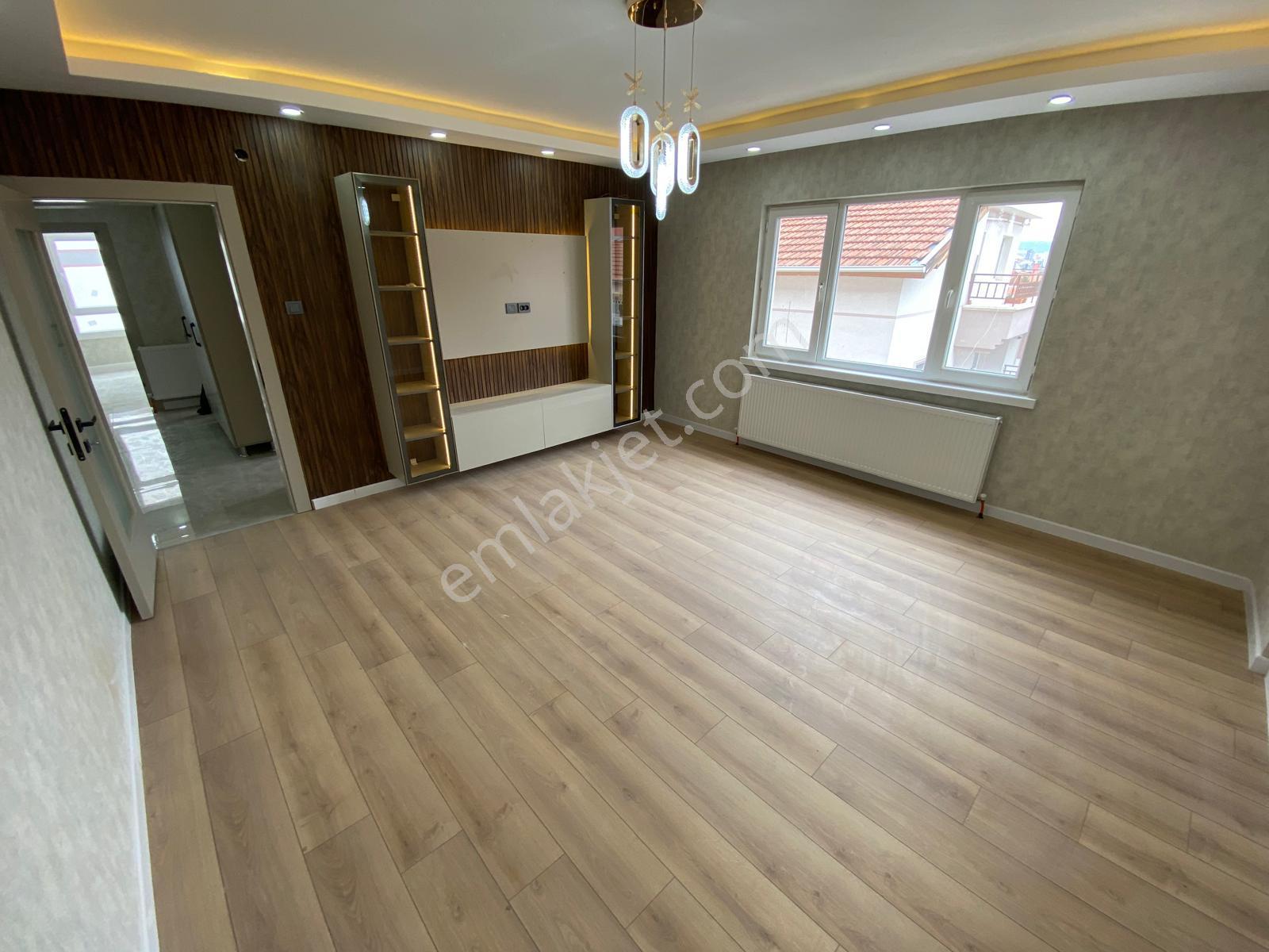Selçuklu Mah. Ara Katta Salon Bağımsız Yapılı Satılık Daire - Görsel 7
