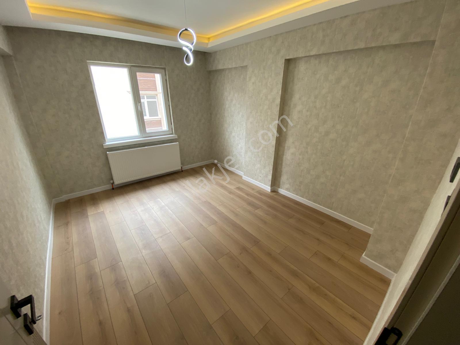 Selçuklu Mah. Ara Katta Salon Bağımsız Yapılı Satılık Daire - Görsel 20