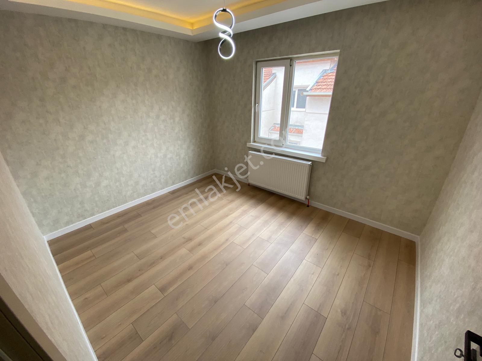 Selçuklu Mah. Ara Katta Salon Bağımsız Yapılı Satılık Daire - Görsel 12