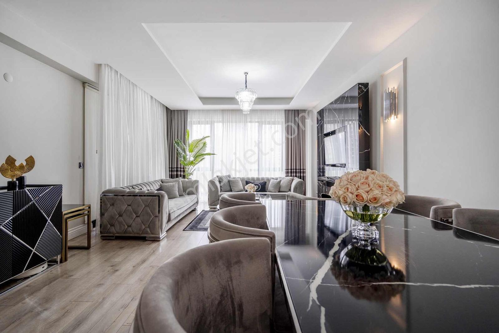 23 Nisanın Prestijli Sitesi Referans Plus'ta Ekstralı Daire - Görsel 29
