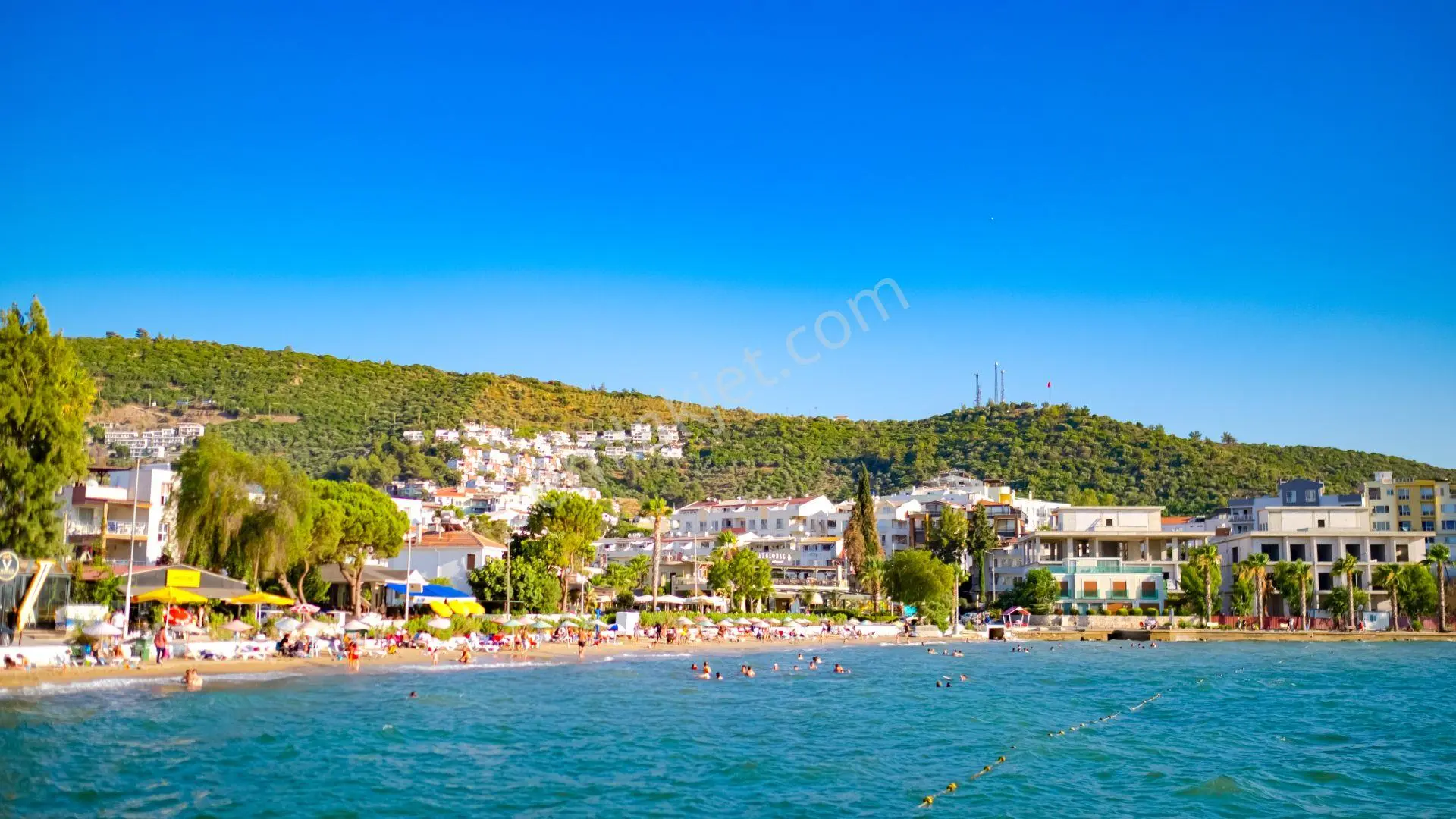 Muğla Bodrum Güllük Projeden Denize Yürüme Mesafesinde Daireler