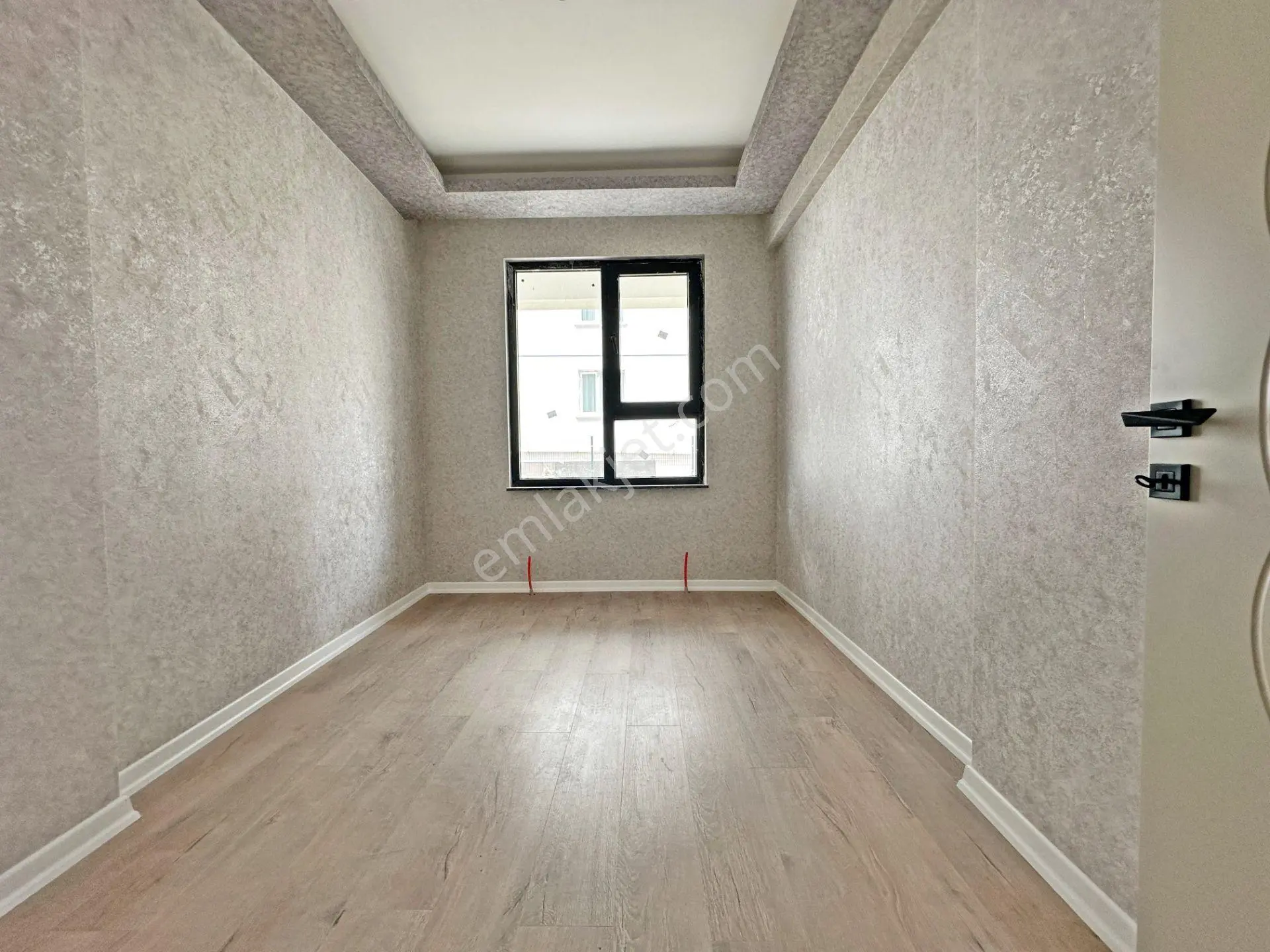 Keçiörern'de Emsali Olmayan Sıfır Geniş Full Yapılı Daire - Görsel 5