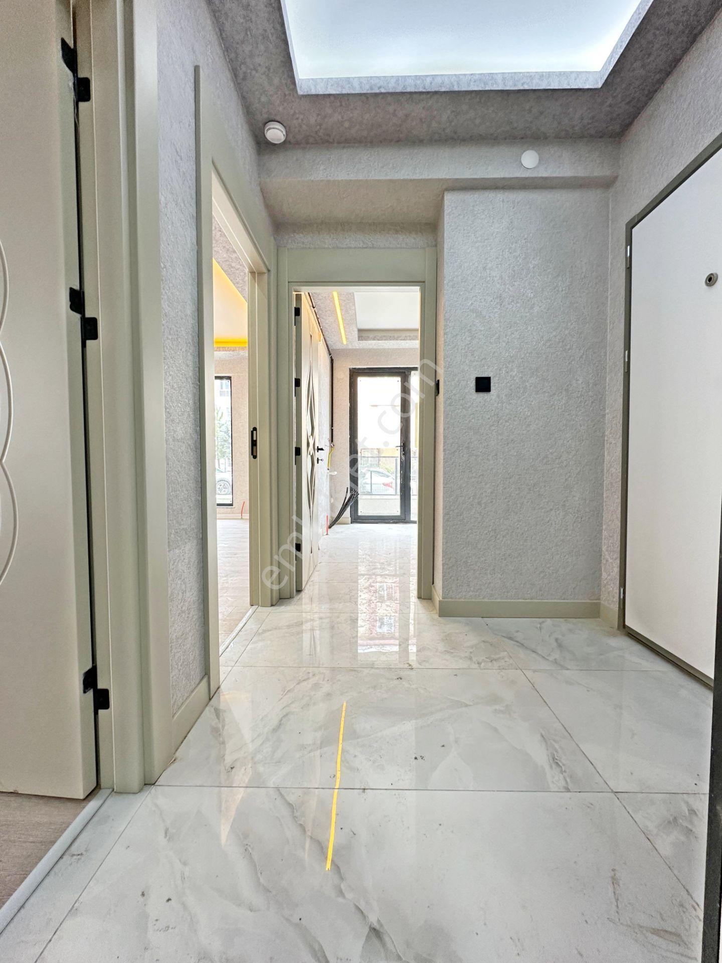 Keçiörern'de Emsali Olmayan Sıfır Geniş Full Yapılı Daire - Görsel 8