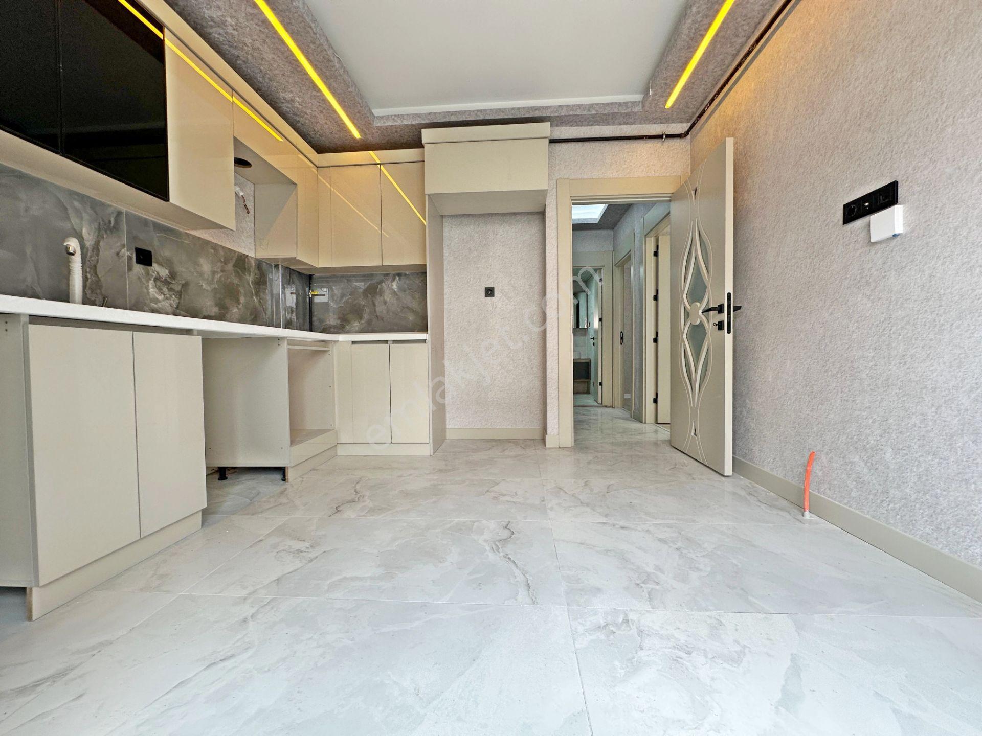 Keçiörern'de Emsali Olmayan Sıfır Geniş Full Yapılı Daire - Görsel 29