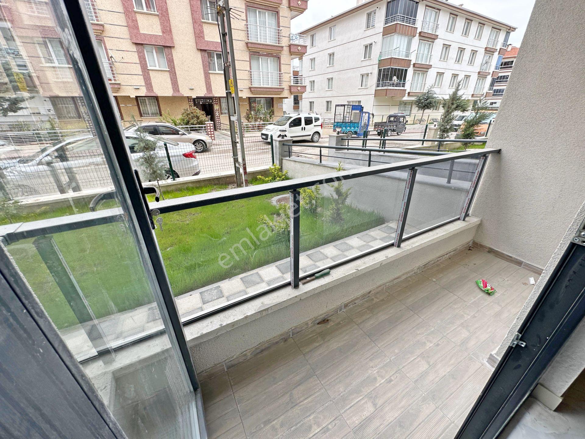 Keçiörern'de Emsali Olmayan Sıfır Geniş Full Yapılı Daire - Görsel 34