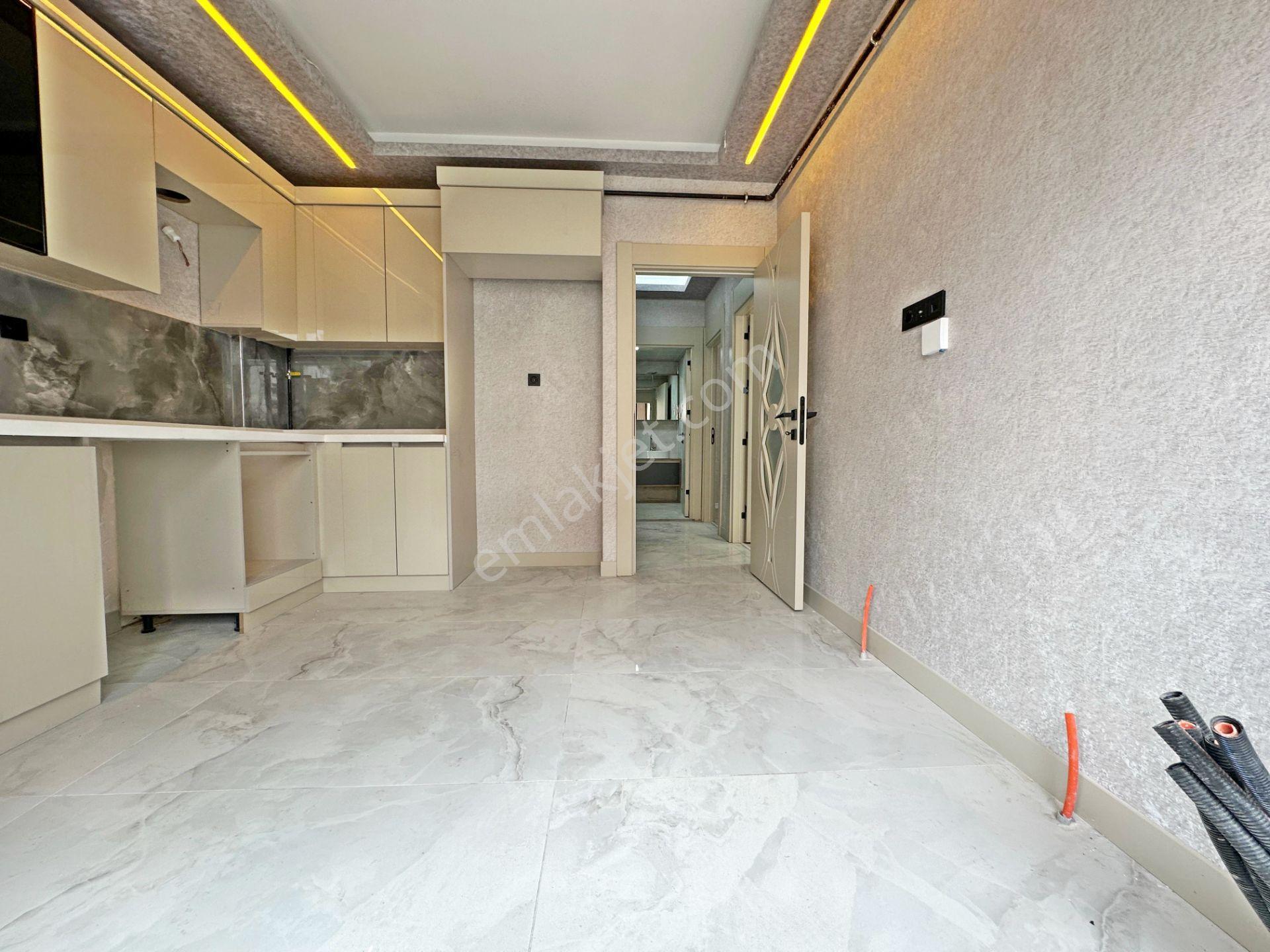 Keçiörern'de Emsali Olmayan Sıfır Geniş Full Yapılı Daire - Görsel 6