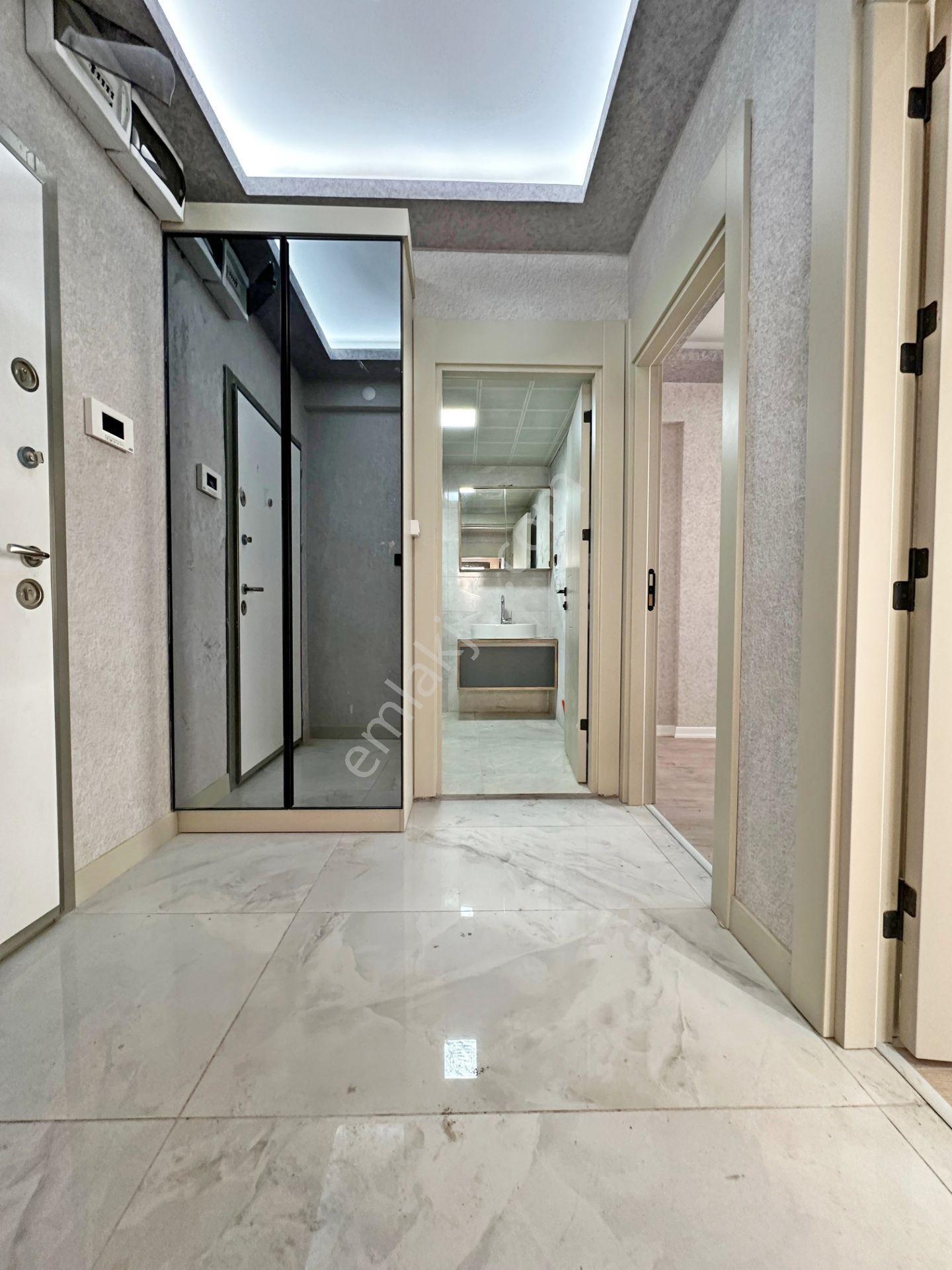 Keçiörern'de Emsali Olmayan Sıfır Geniş Full Yapılı Daire - Görsel 7