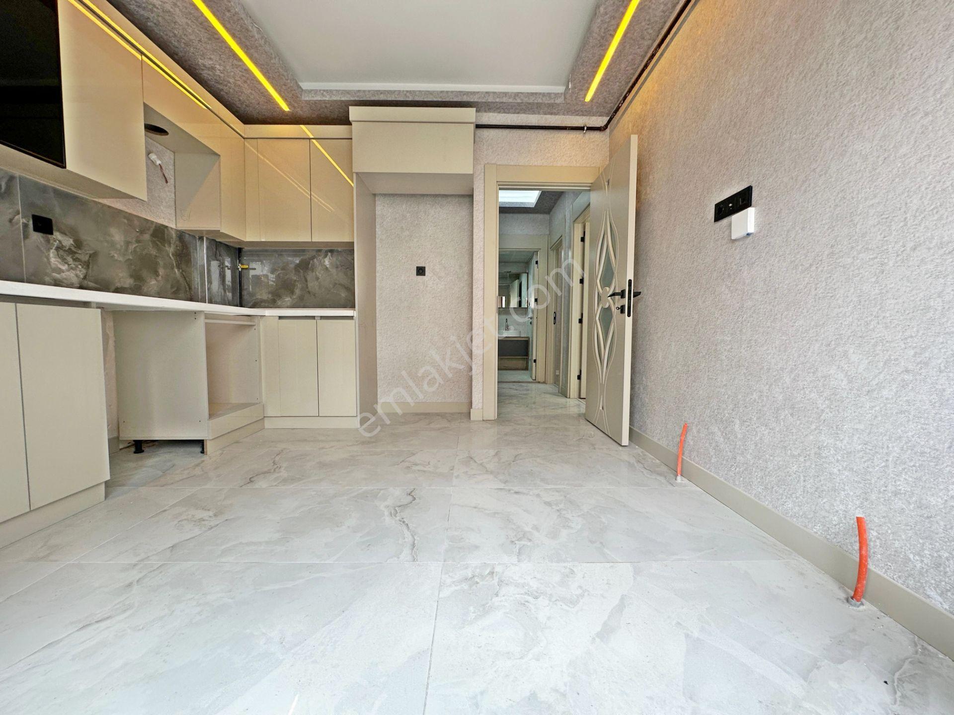 Keçiörern'de Emsali Olmayan Sıfır Geniş Full Yapılı Daire - Görsel 25