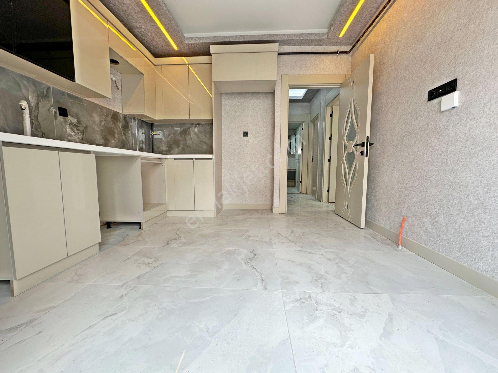 Keçiörern'de Emsali Olmayan Sıfır Geniş Full Yapılı Daire - Görsel 11